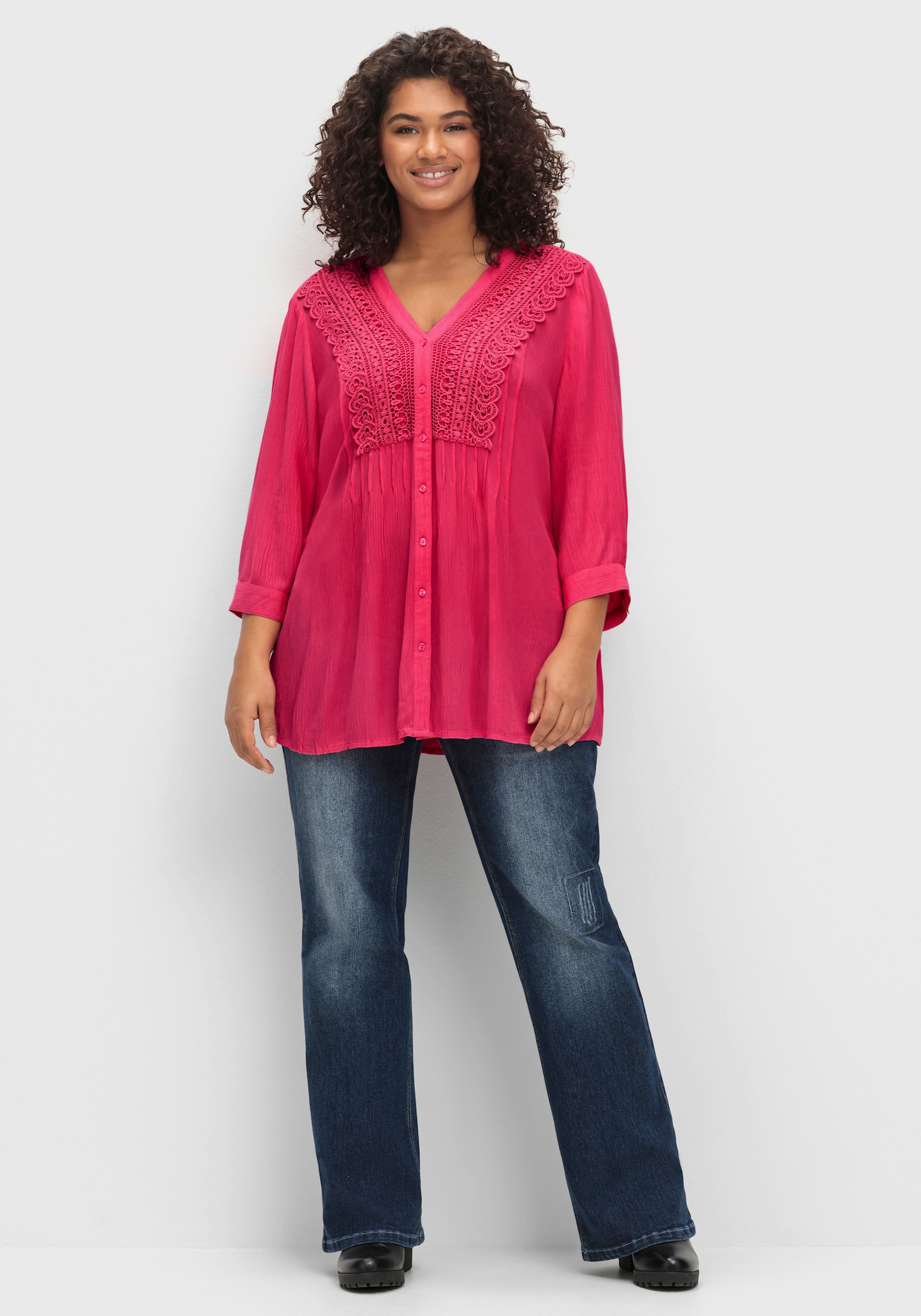 sheego by Joe Browns Crêpebluse mit Biesen und Häkelspitze - pink