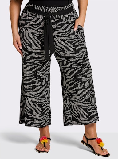 sheego Culotte mit Blätterprint und Bindegürtel - schwarz-ecru-bedruckt