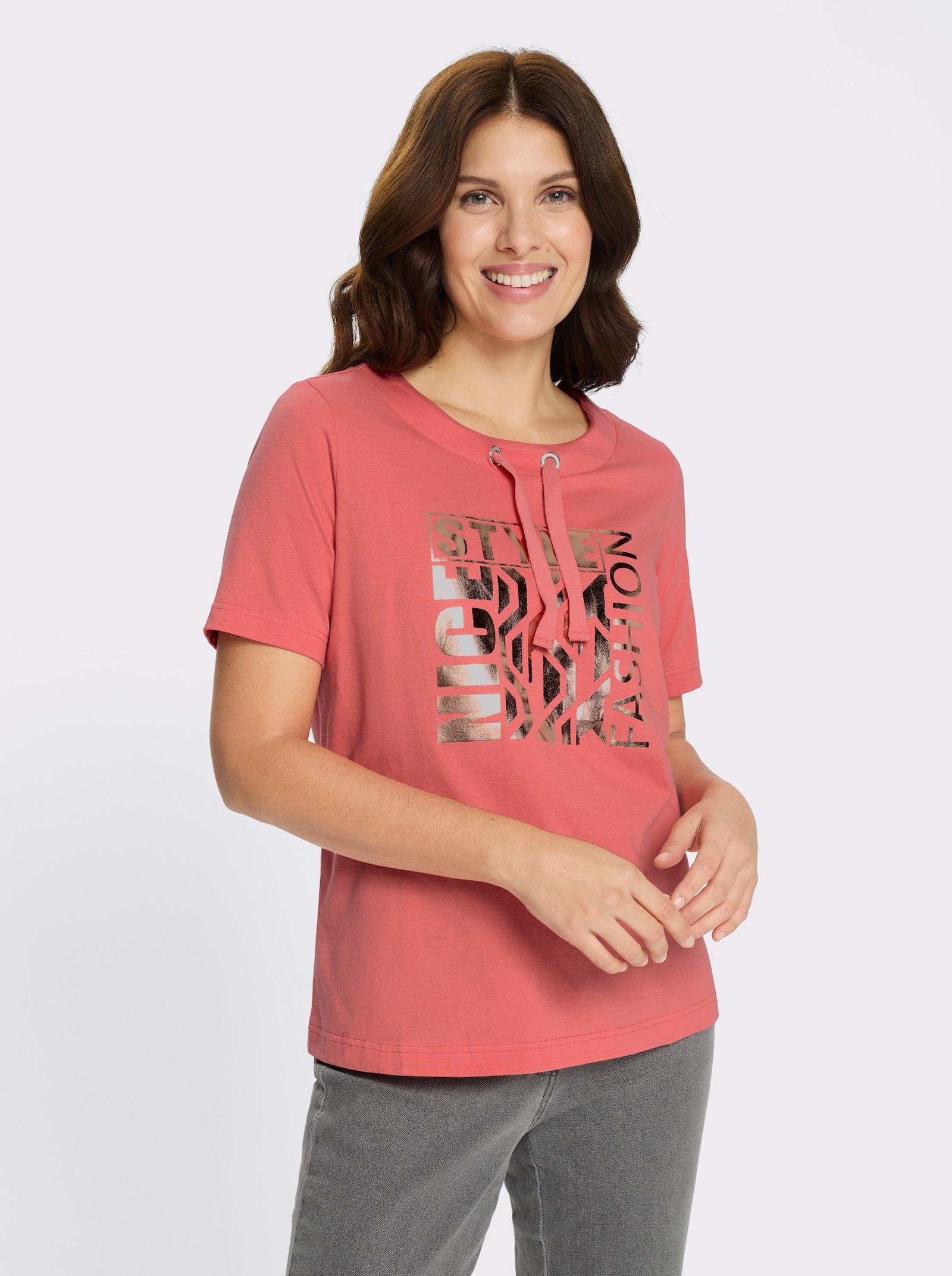 Kurzarmshirt mit glänzendem Druckmuster - koralle