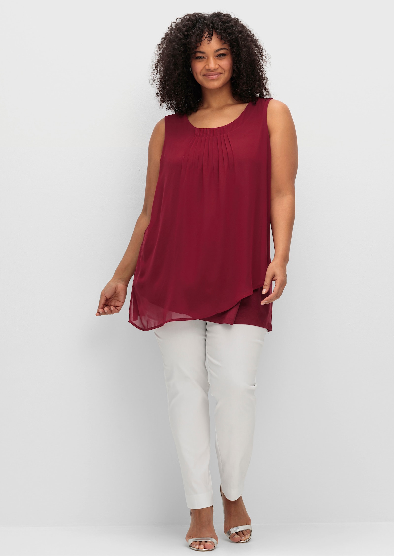 sheego 2-in-1-Top aus Chiffon und Jersey - rubinrot