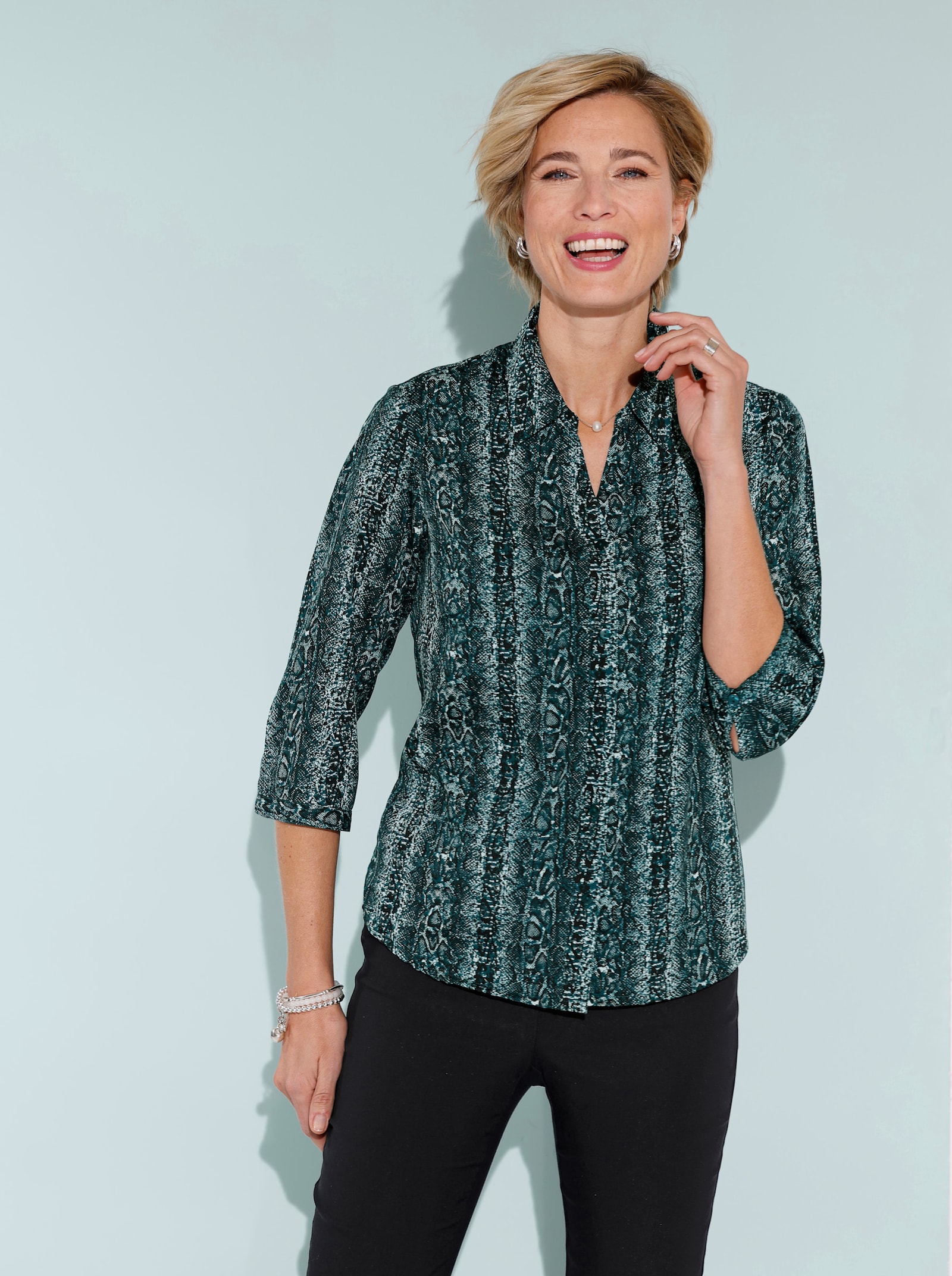 Druckbluse mit Reptil-Muster - petrol-mint-bedruckt