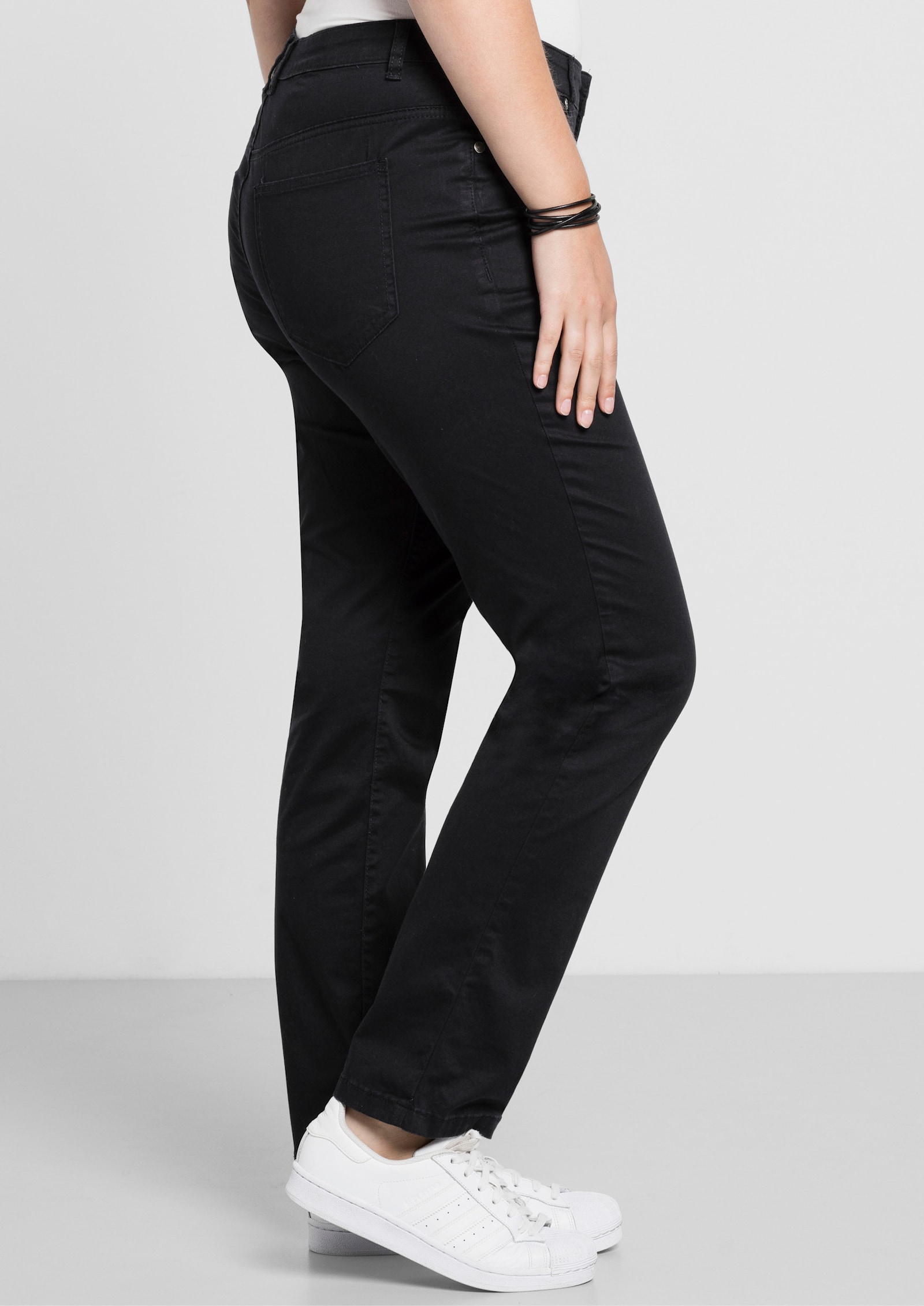 sheego Hose in schmaler Form, aus Twill - schwarz