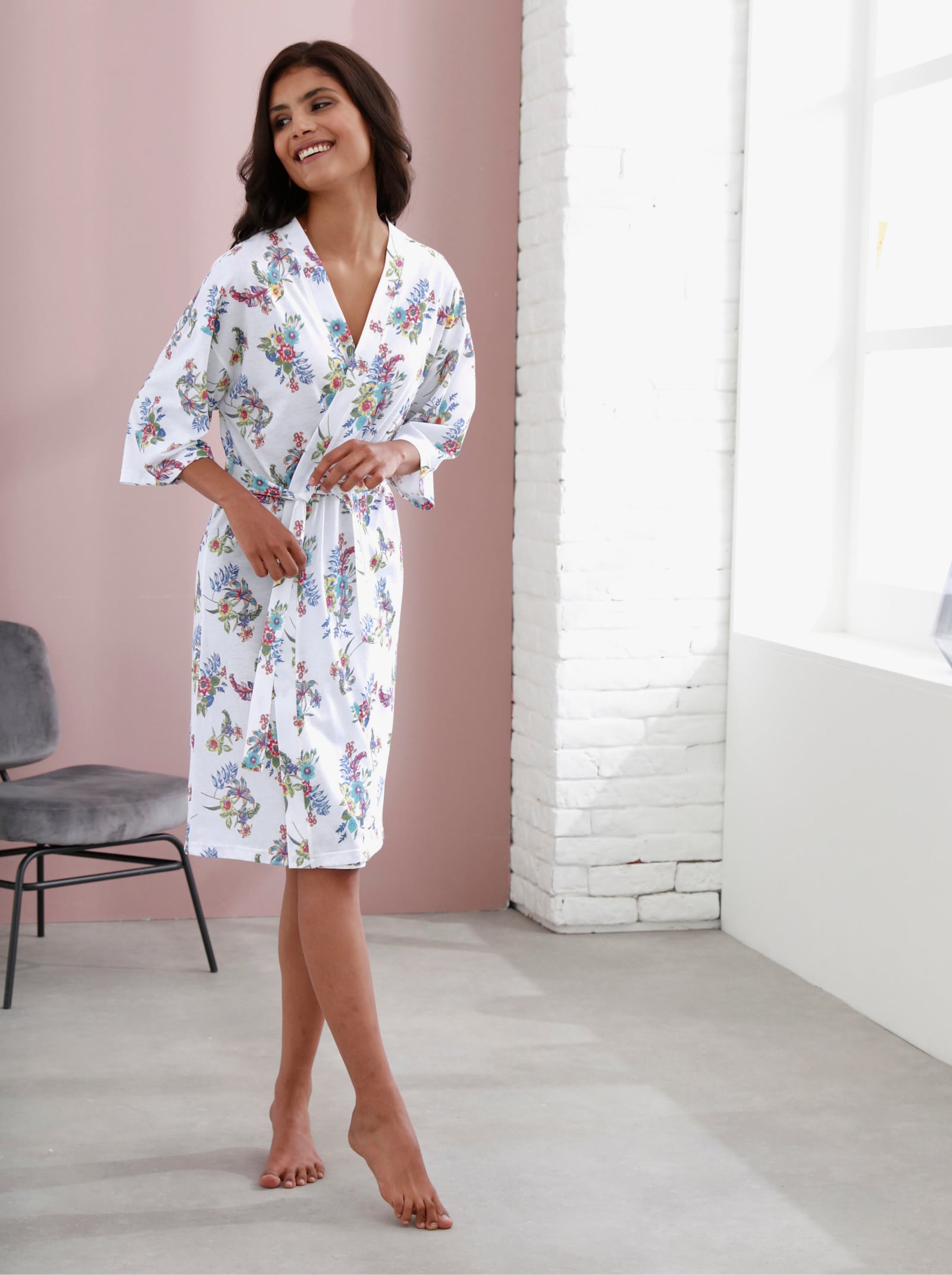 Ochtendjas in kimonomodel - wit geprint