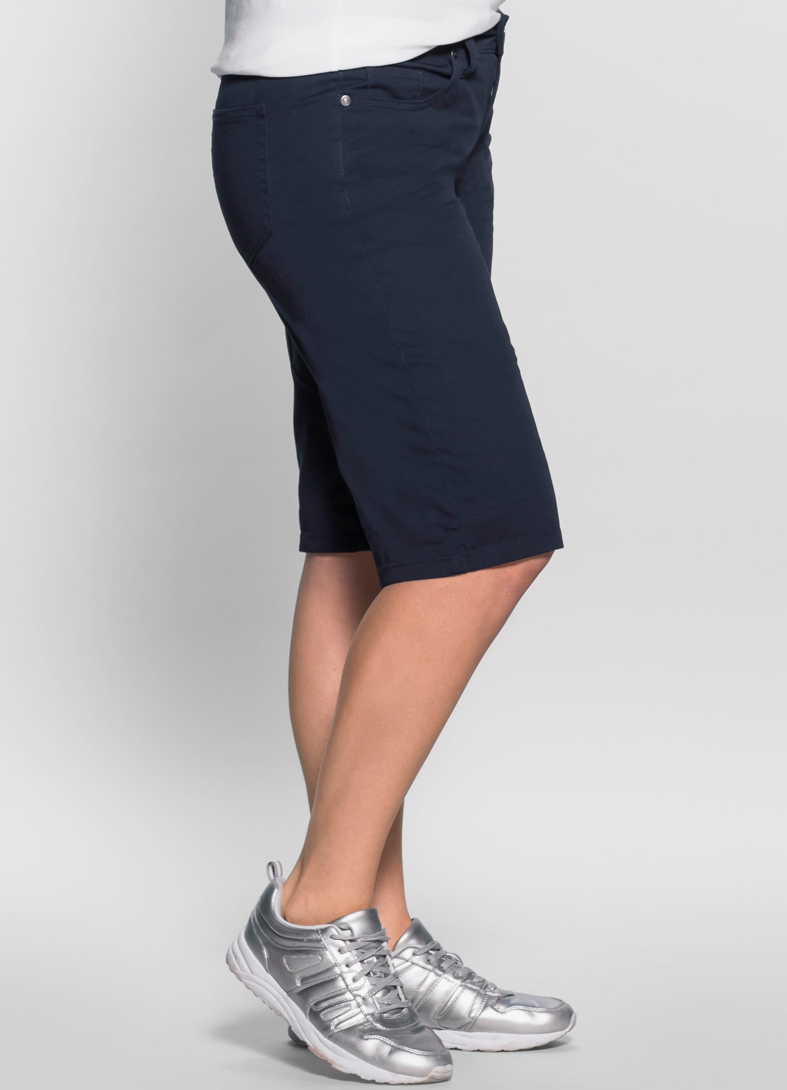 sheego Bermudas aus Twill-Qualität - marine