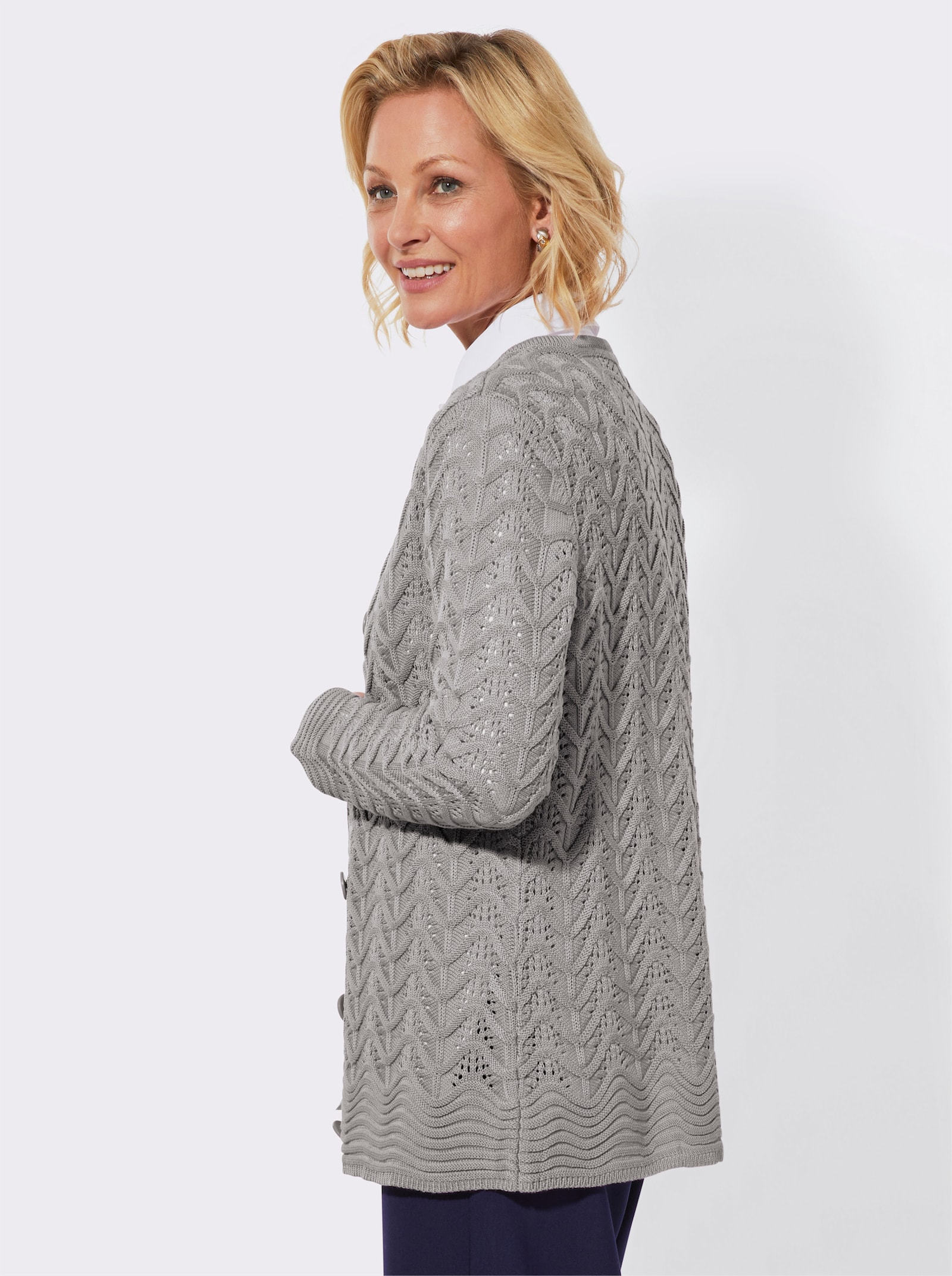 Strickjacke im Ajourmuster - steingrau