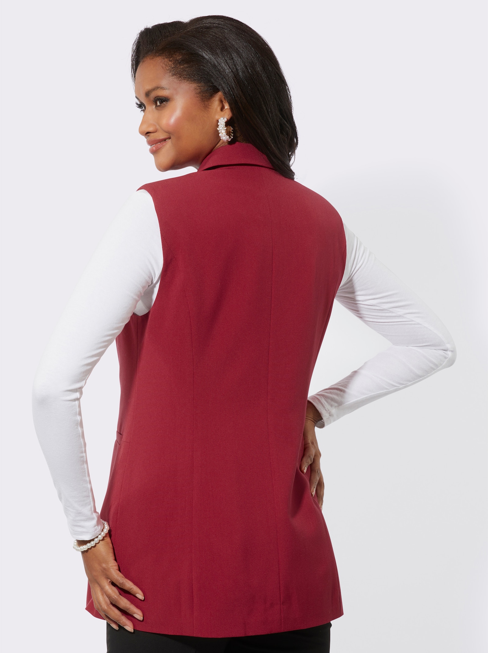 Kostuumgilet van onderhoudsarm materiaal - kers