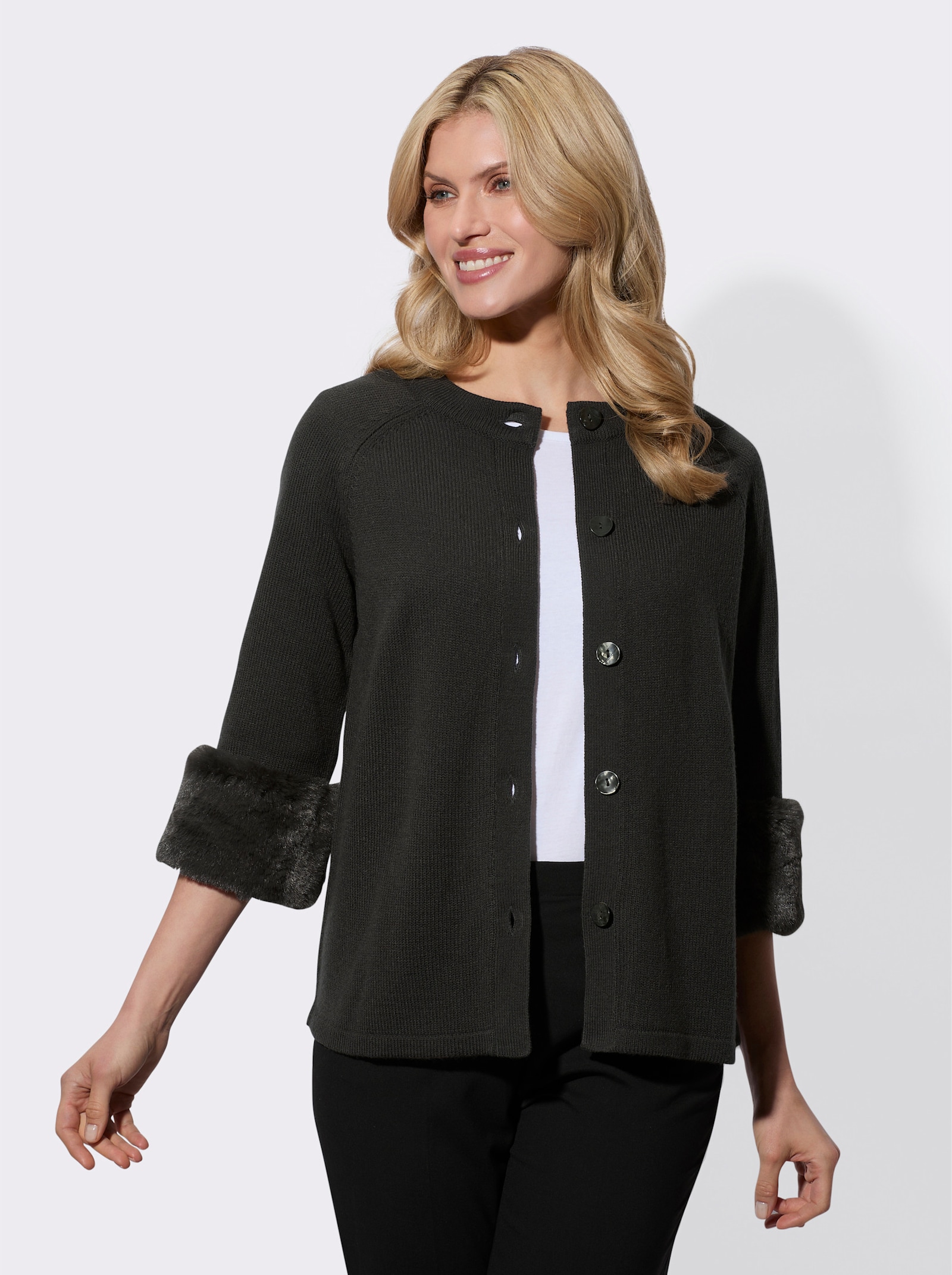 Strickjacke mit Pelz-Imitat an den Ärmeln - graphit