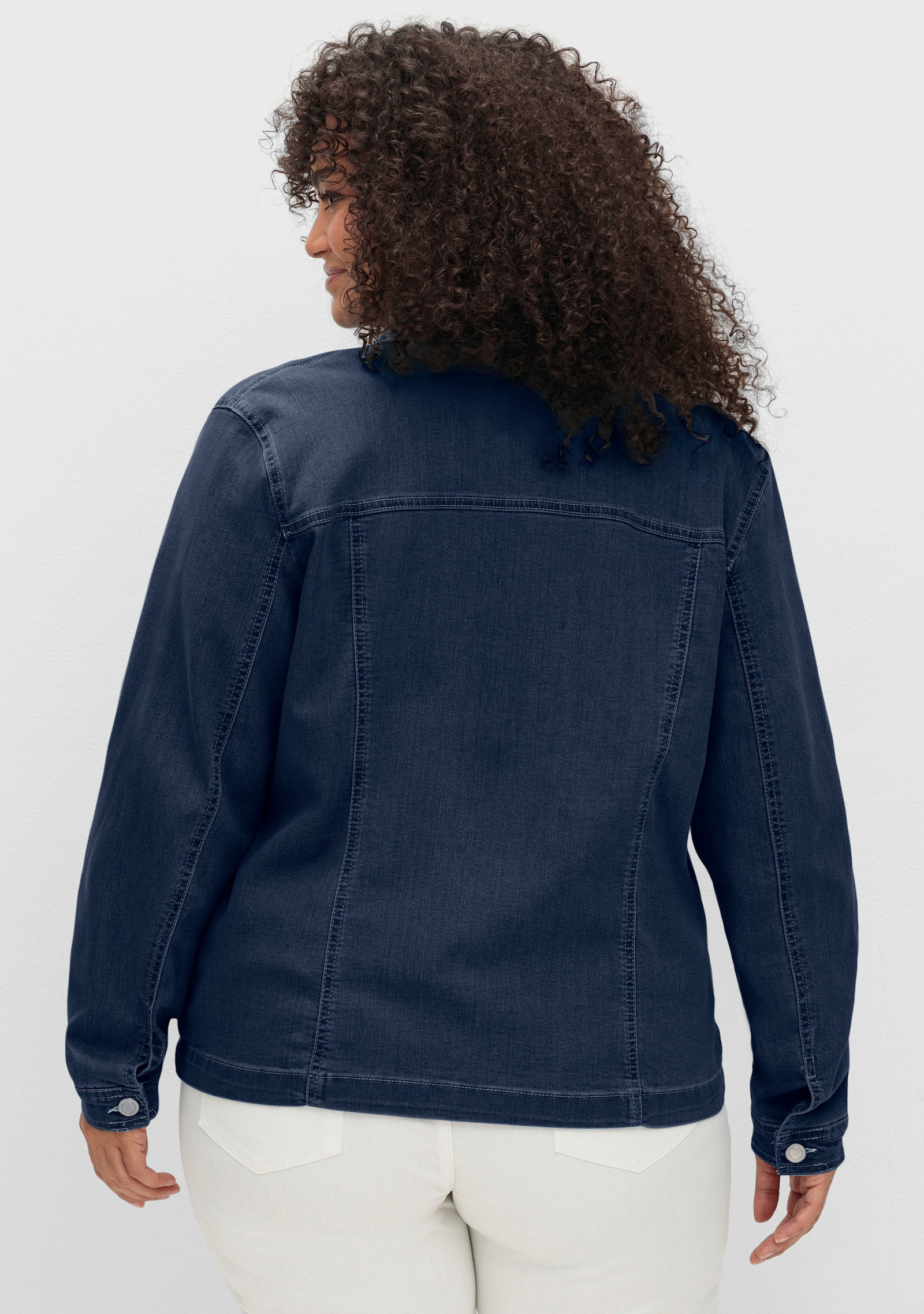 Jeansjacke mit aufgesetzten Brusttaschen - blue-stone-washed