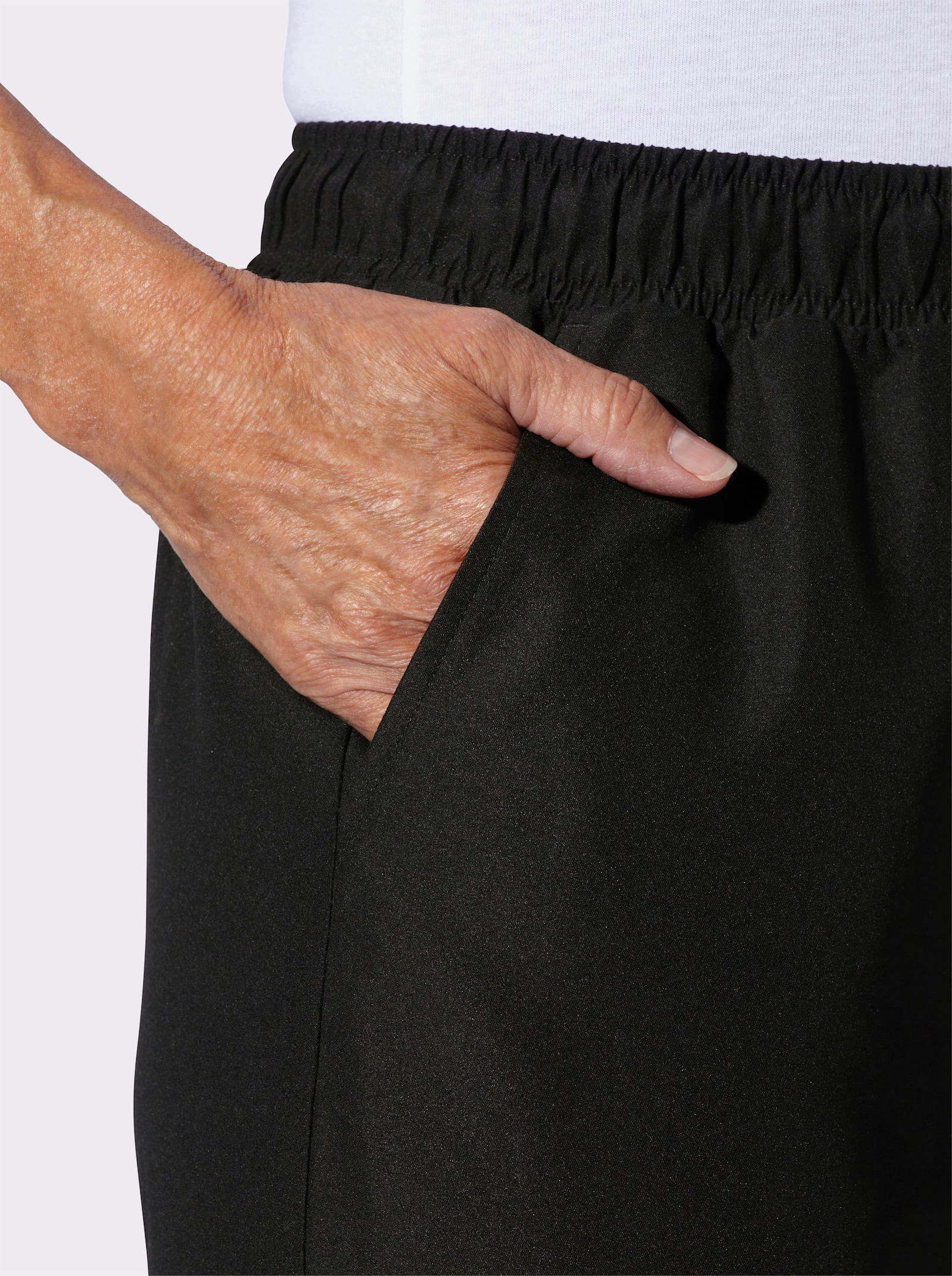 Freizeithose aus atmungsaktiver Microfaser - schwarz