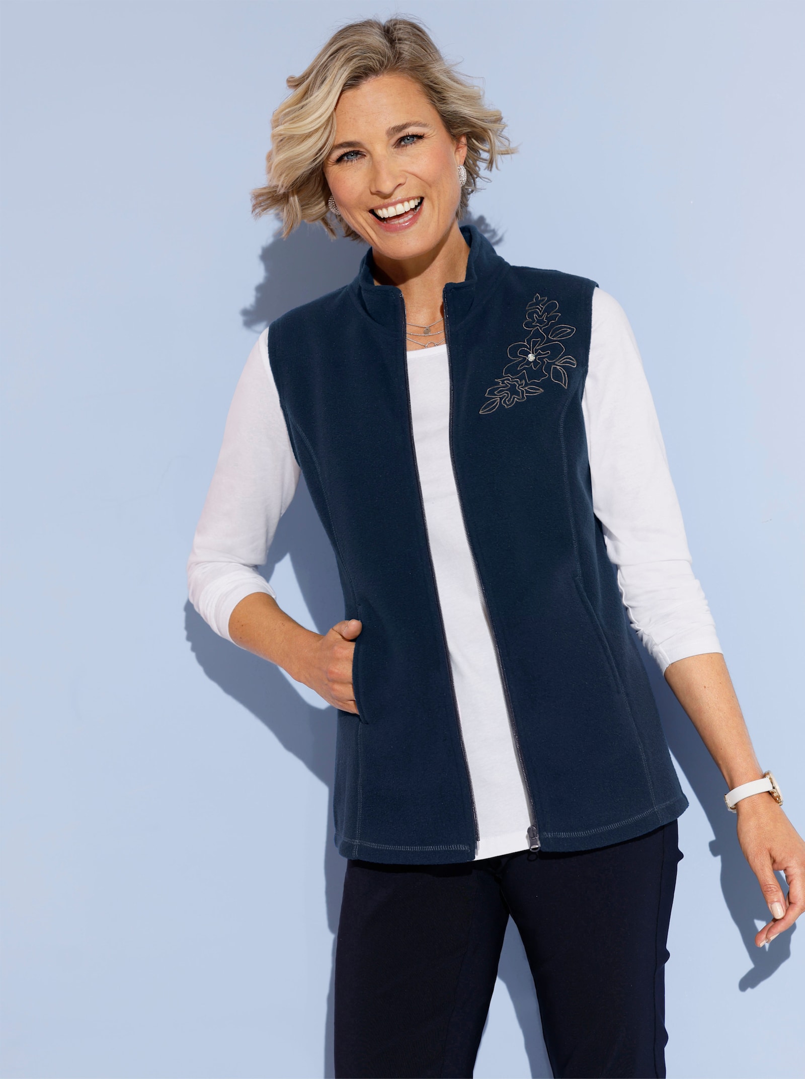 Fleeceweste mit floraler Stickerei - dunkelblau
