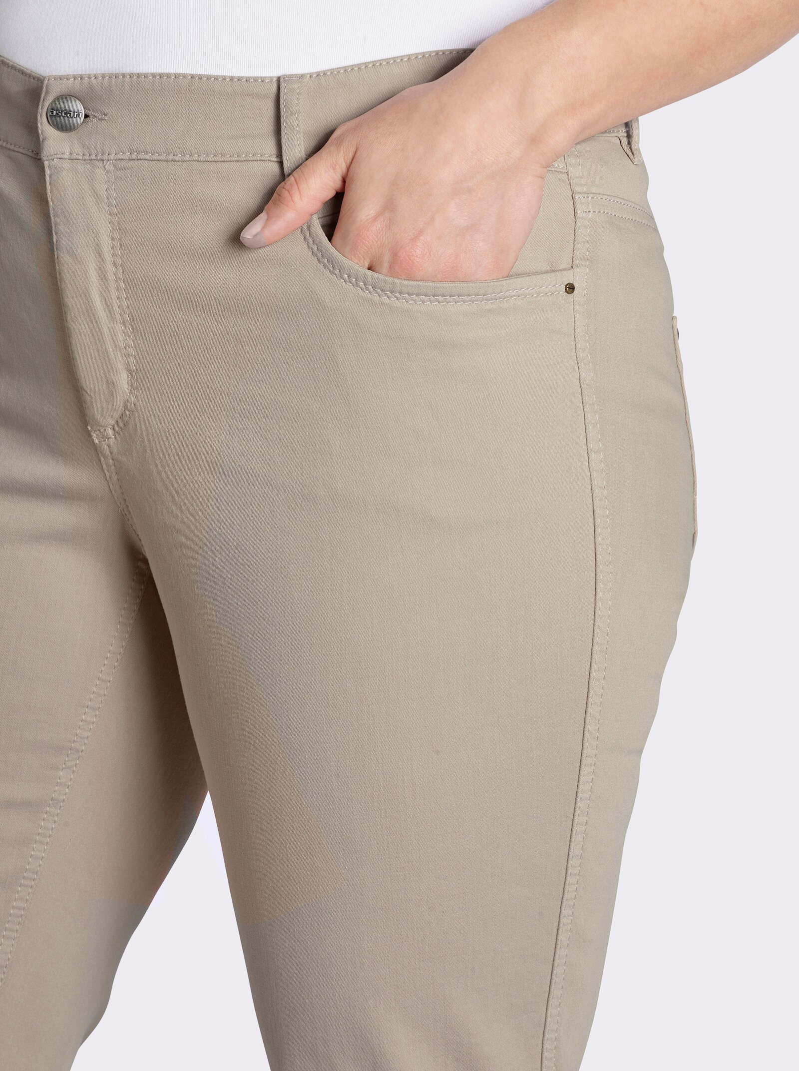 Ascari Stretch-Jeans in Röhren-Form - sand