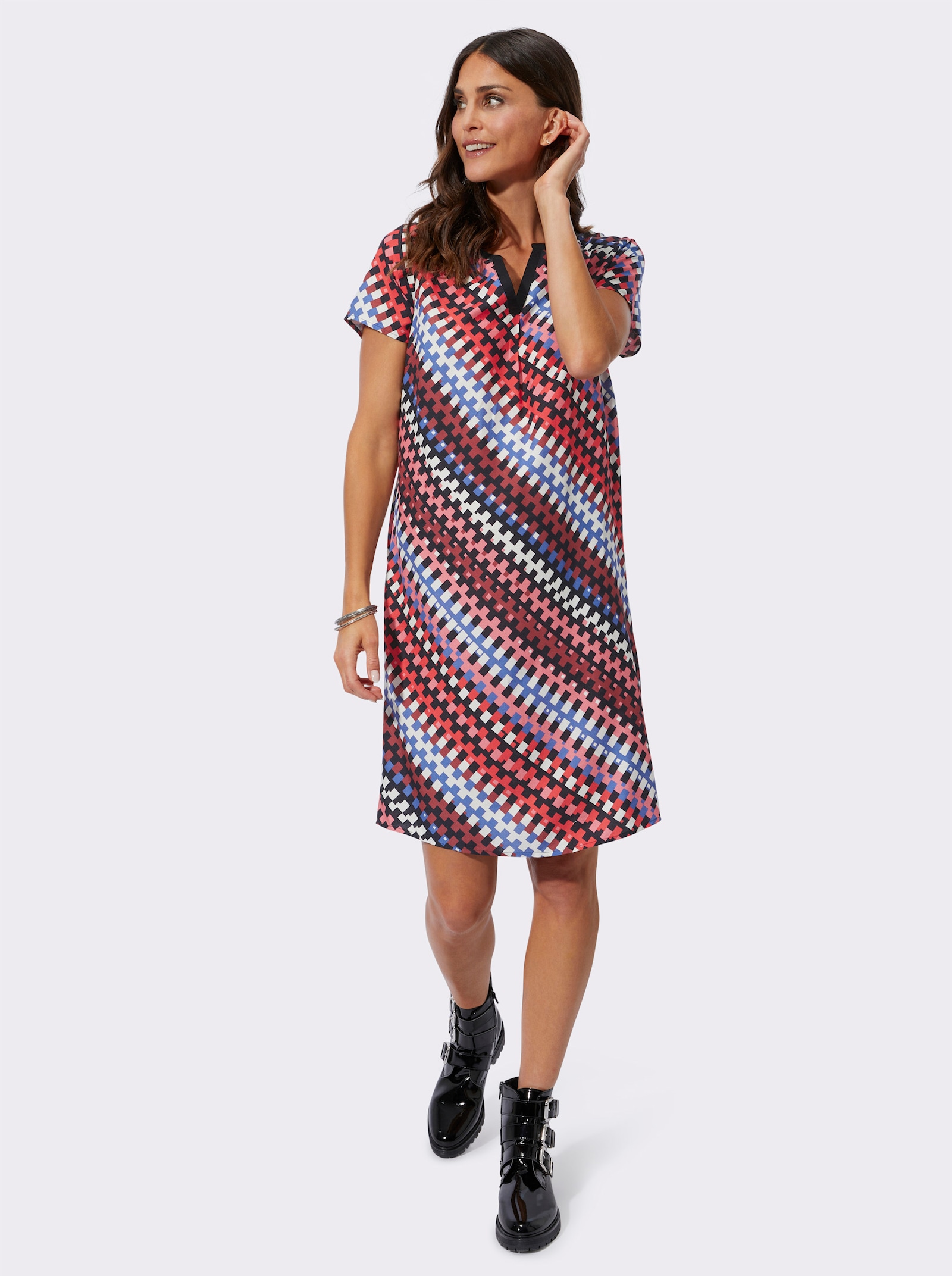 Druckkleid in Schlupfform - schwarz-flamingo-bedruckt