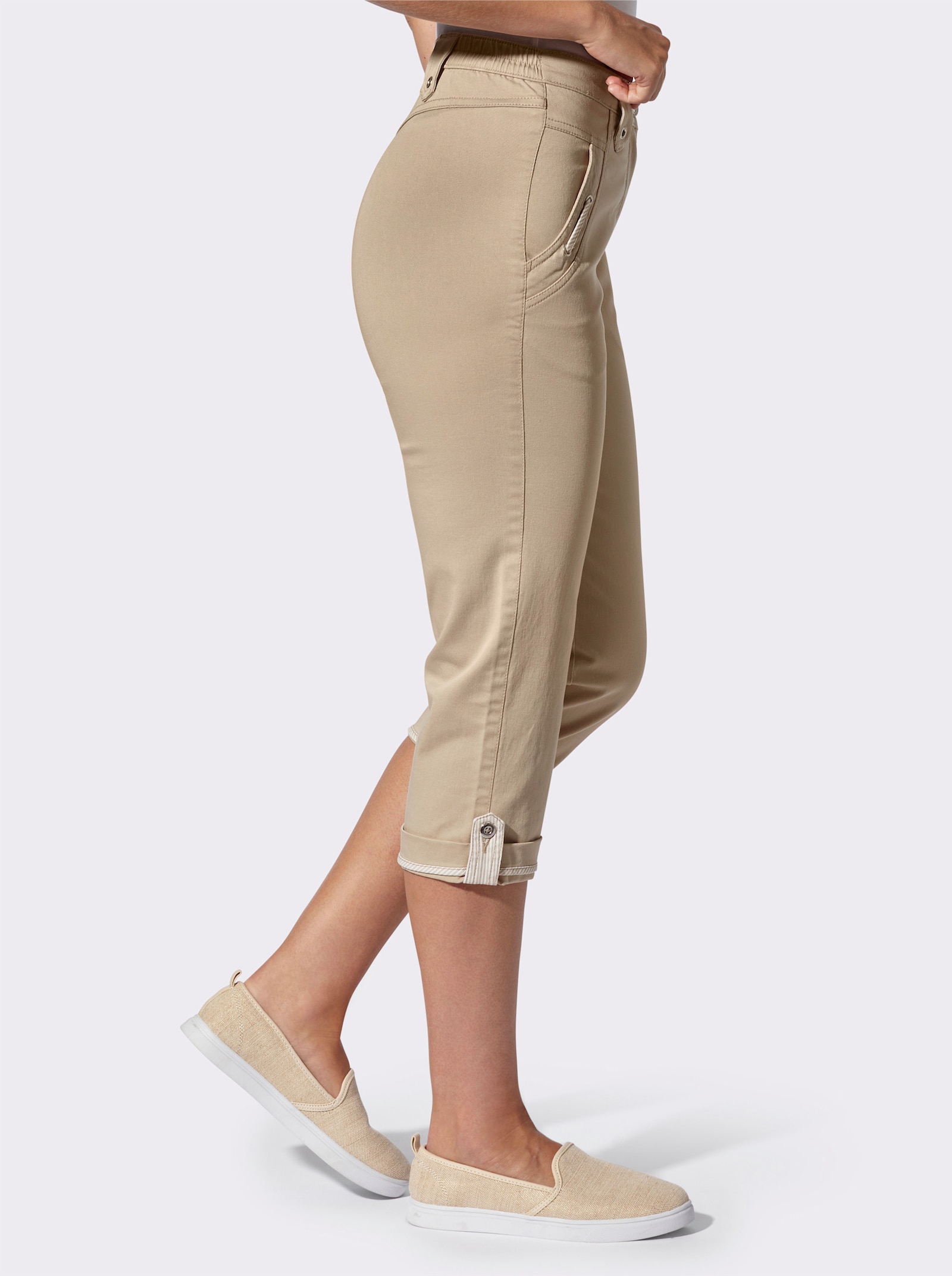 Caprijeans mit seitlichem Dehnbund - beige