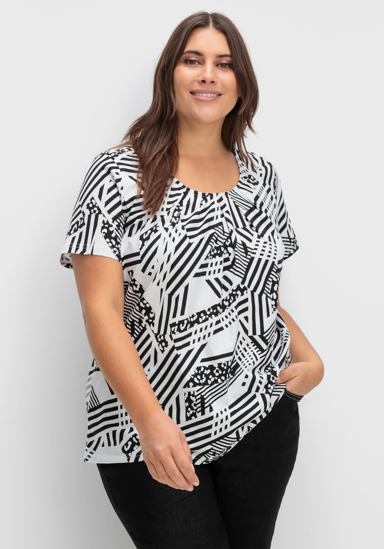 Longshirt in A-Form mit Falten - weiß-gemustert