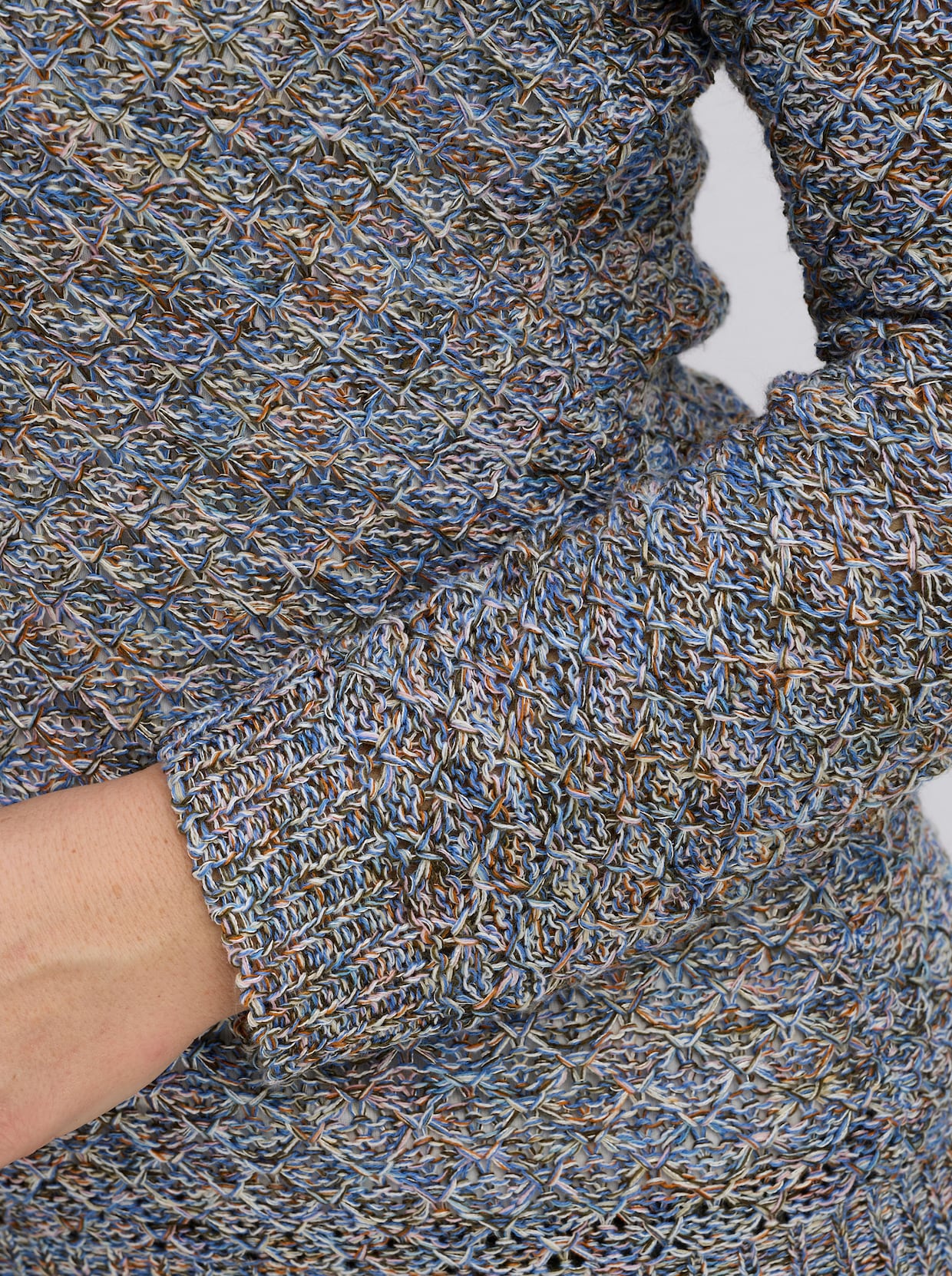 Rundhalspullover mit Multicolor-Garn - jeansblau-gemustert