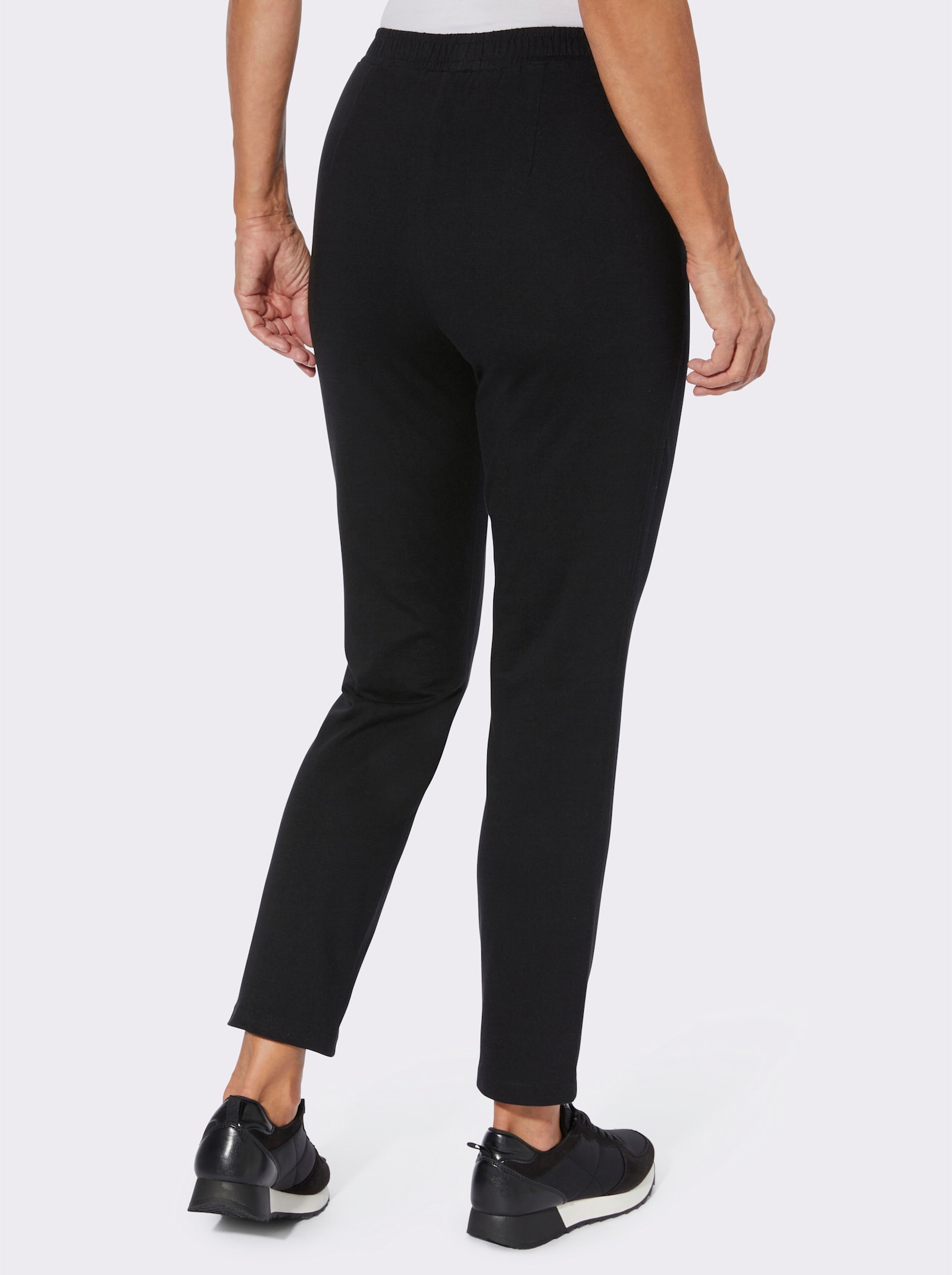 Žerzejové kalhoty ke kotníkům - černá