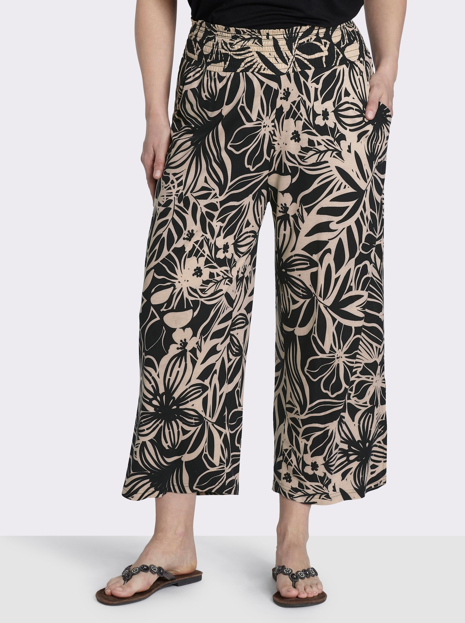 sheego Druckhose In Culotte-Form - schwarz-sand-bedruckt