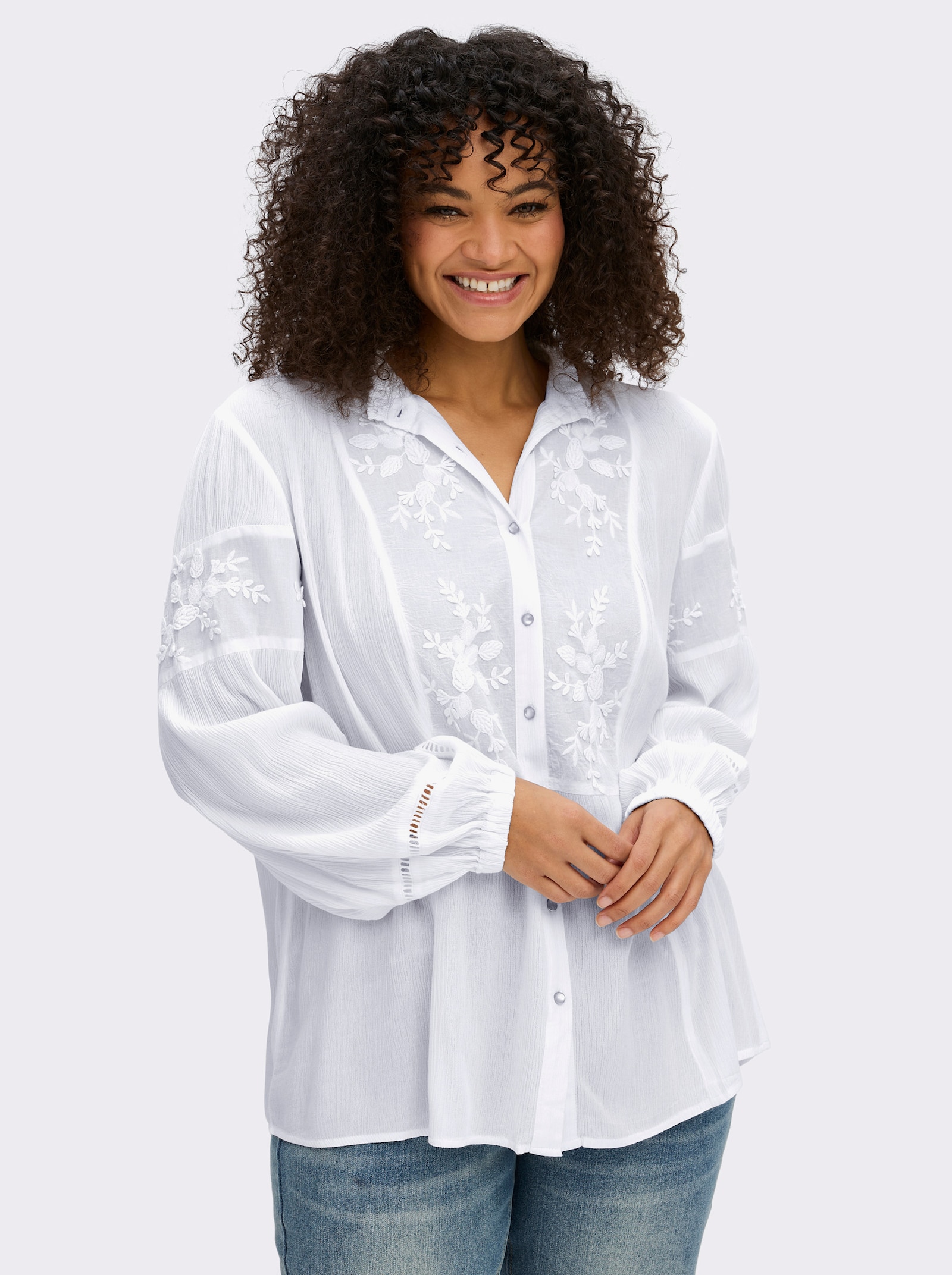 sheego by Joe Browns Bluse mit Stehkragen und Blüten-Stickereien - weiß