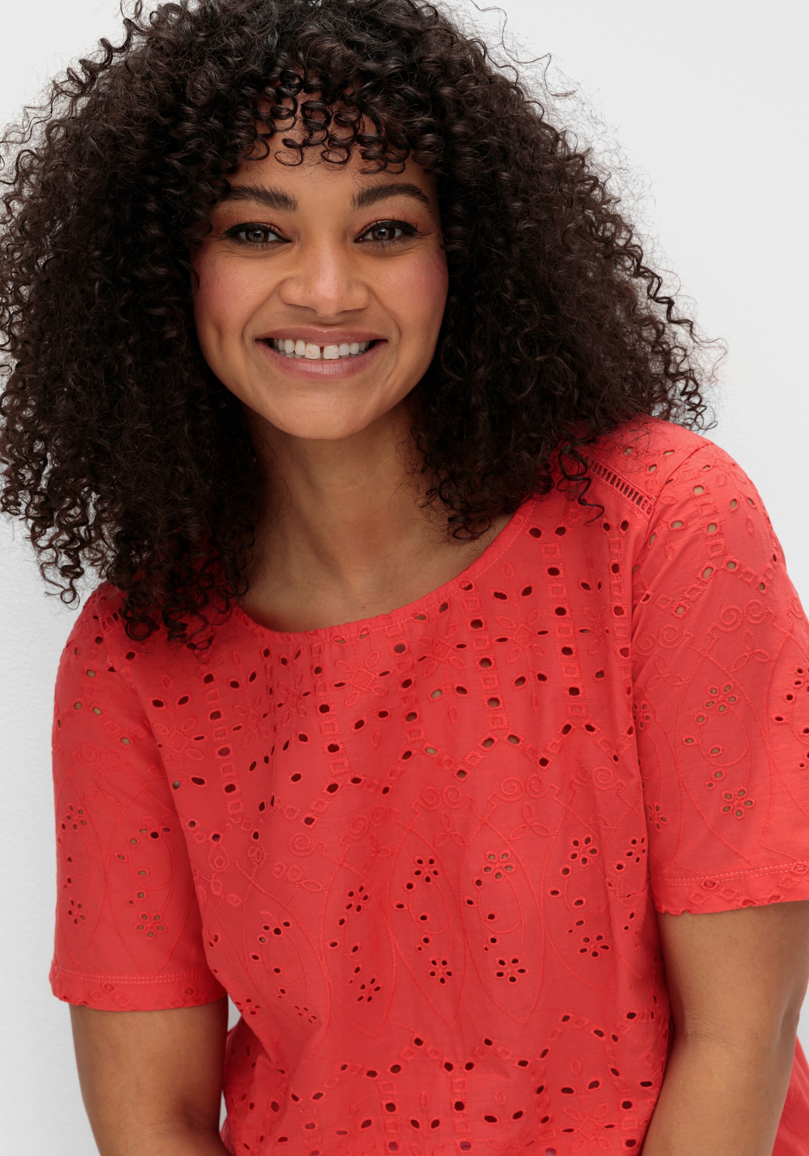 sheego by Joe Browns Shirt in materiaalmix, met ajourwerk - langoustine