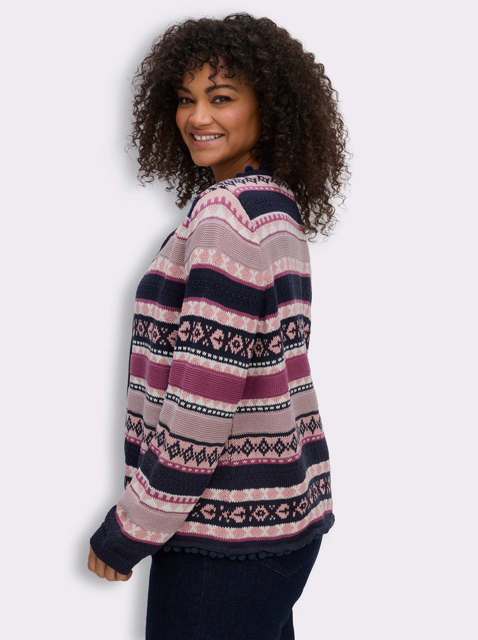Strickjacke mit Bommel-Borte - marine-erika-gemustert