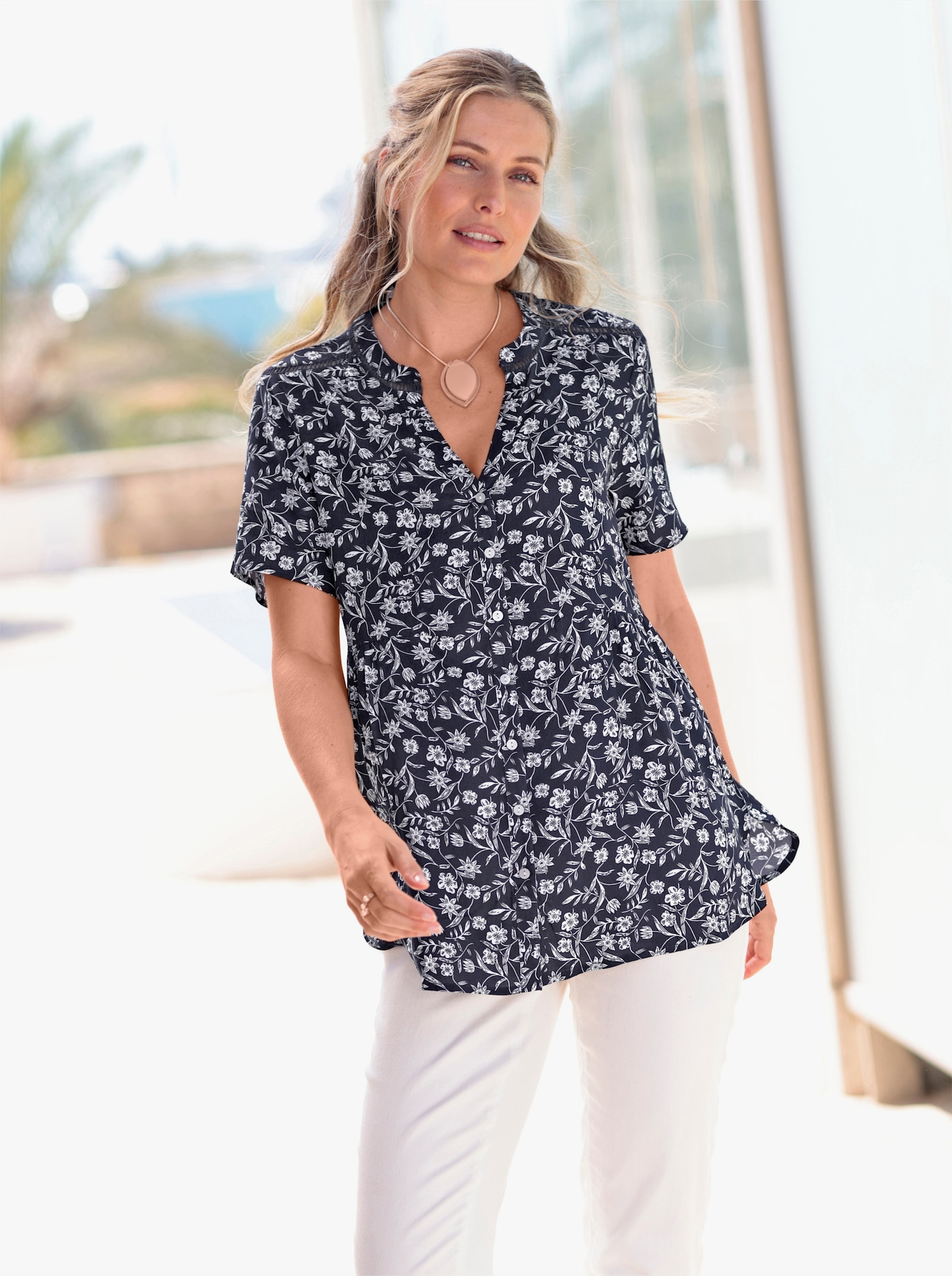 Blouse met print en zijsplitten - marine/ecru geprint