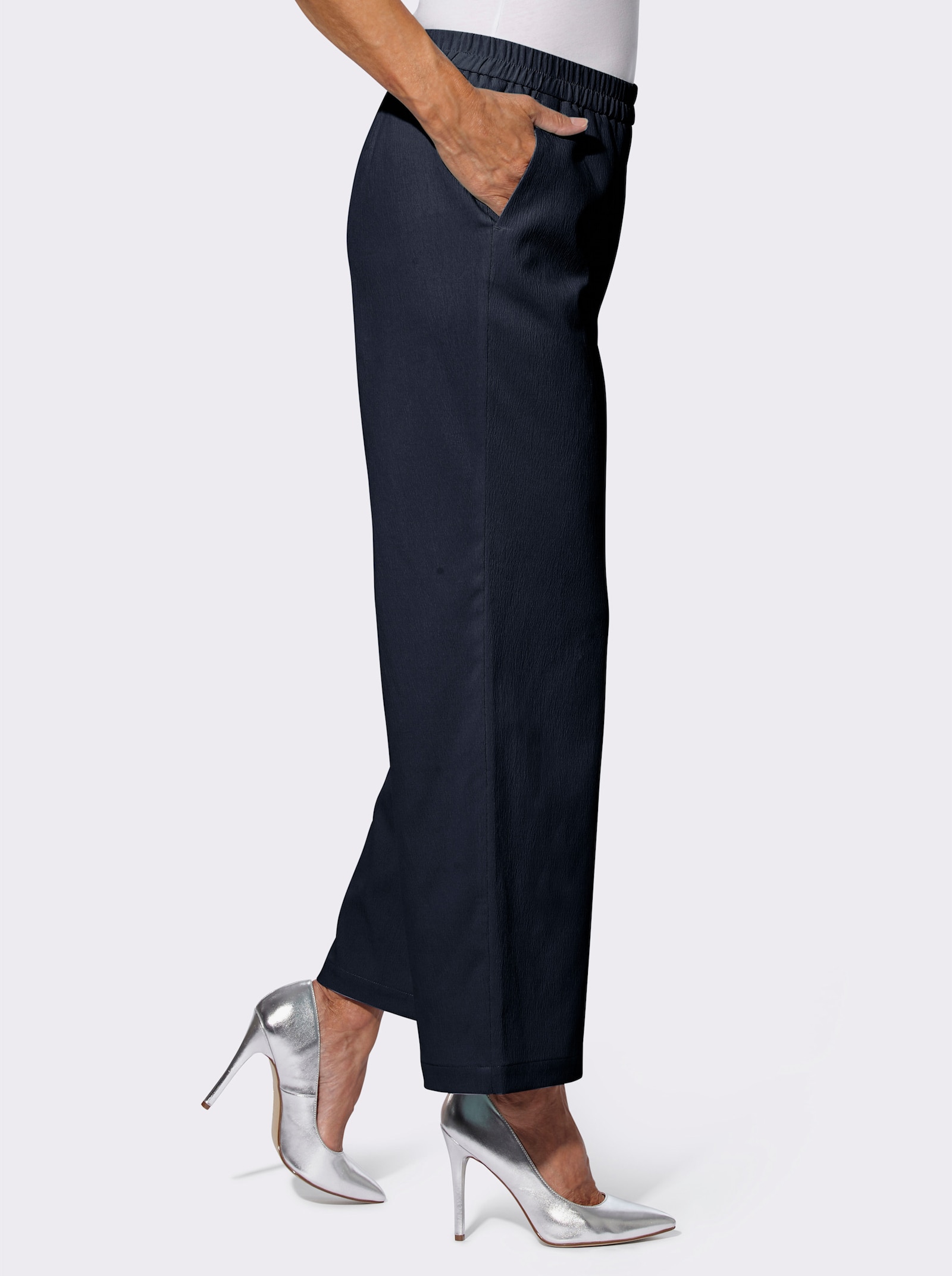 Anzughose in leicht strukturierter Qualität - marine