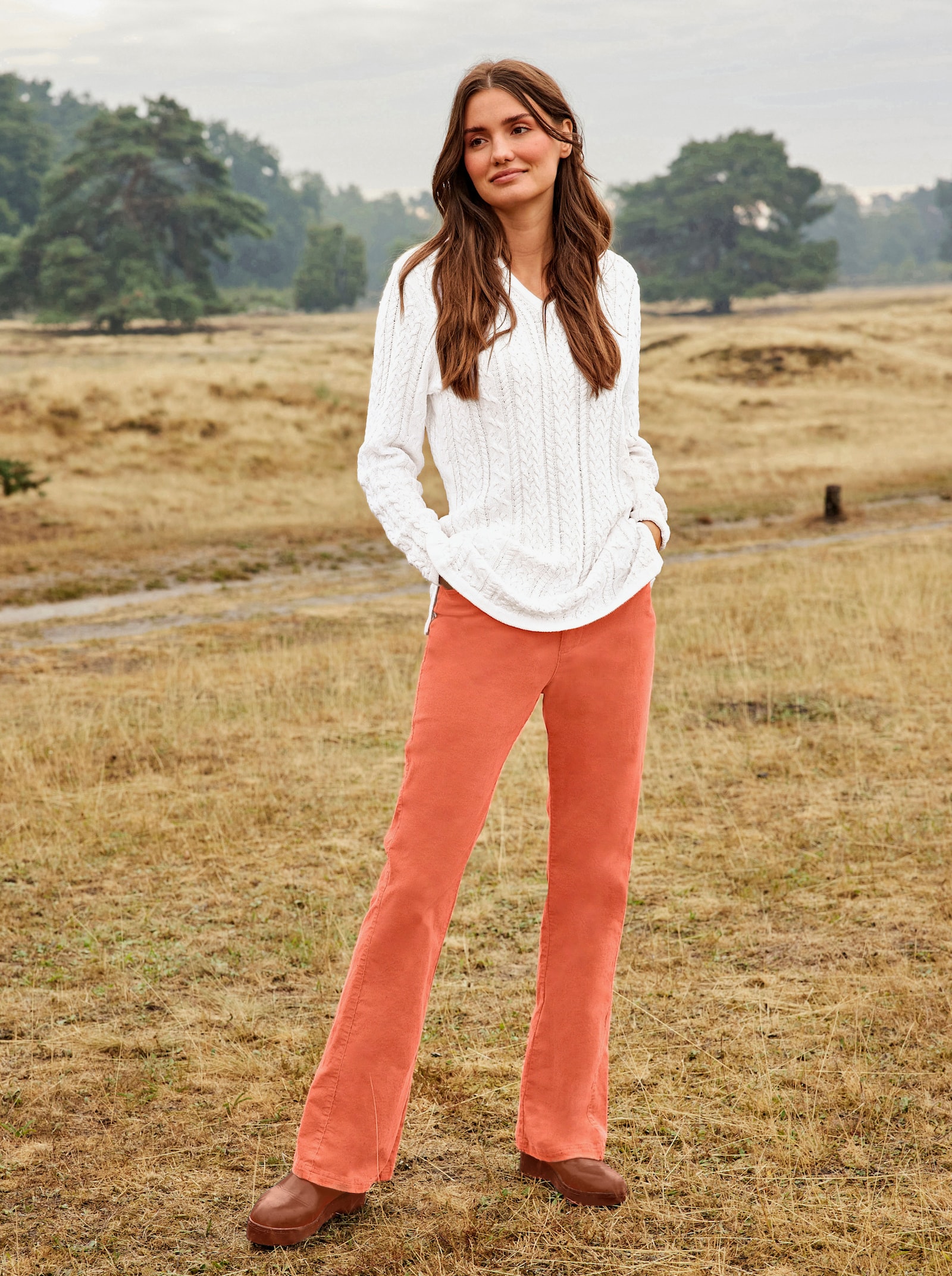 Cordhose in Bootcut-Form - papaya