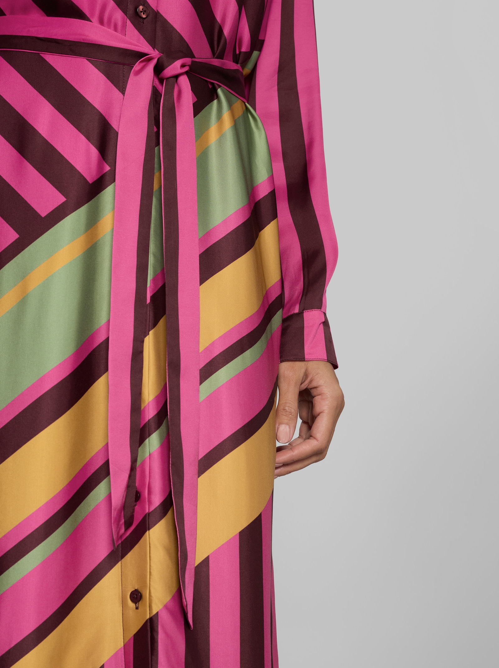 heine Hemdblusenkleid mit Bindeband - burgund-fuchsia-bedruckt