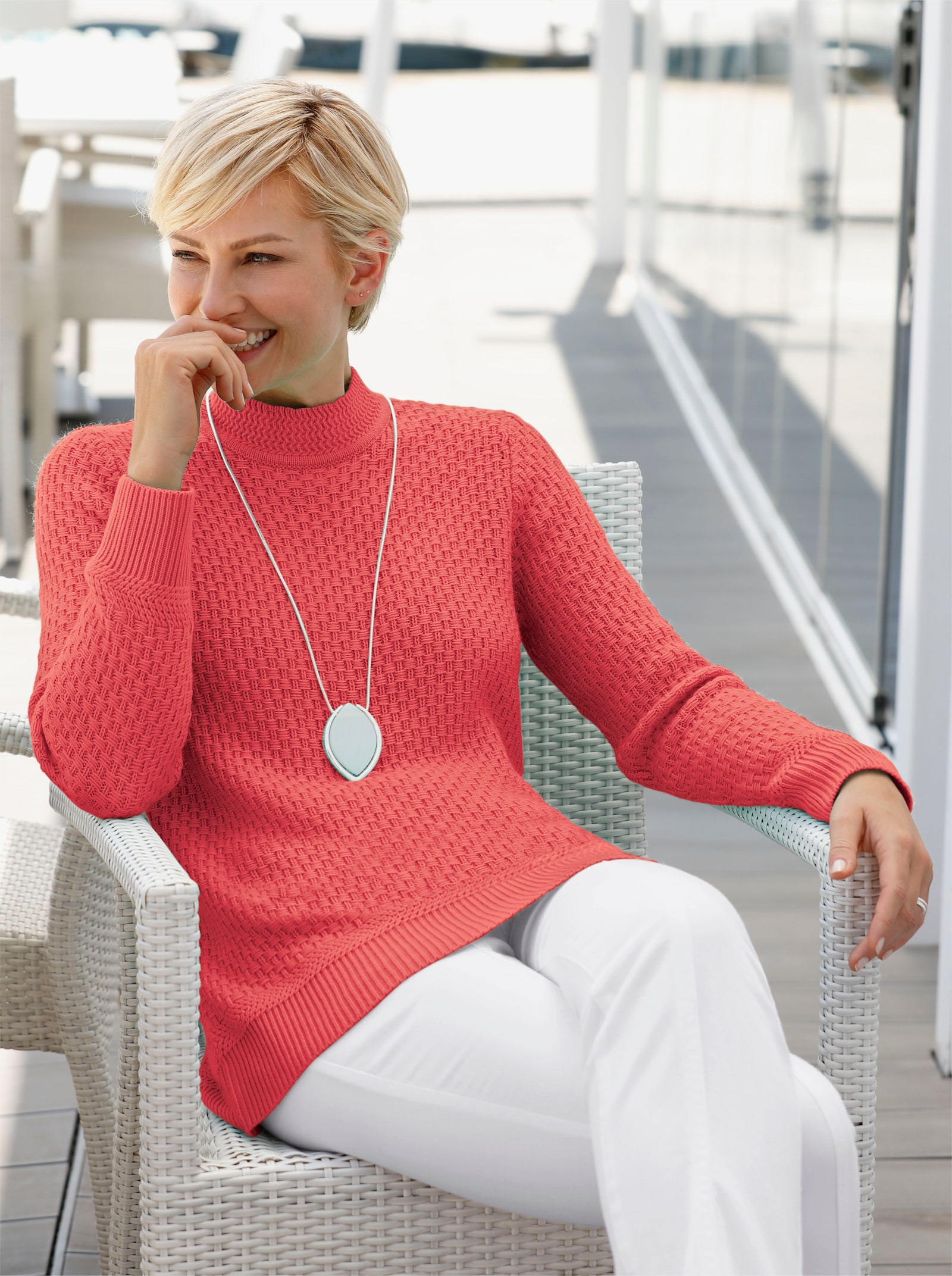 Stehkragenpullover mit Struktur-Muster - koralle