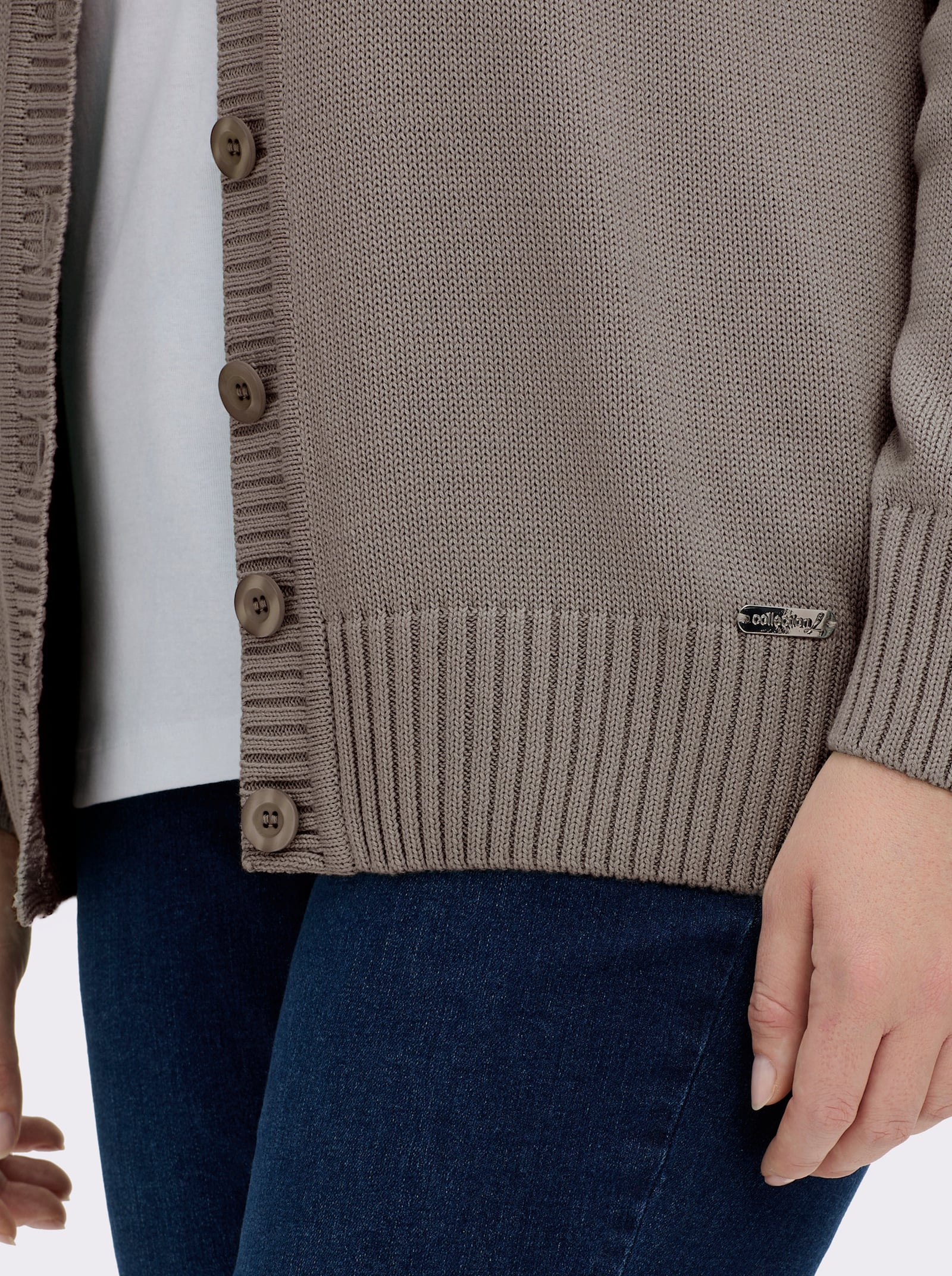 Strickjacke mit farblich abgestimmten Knöpfen - taupe-meliert