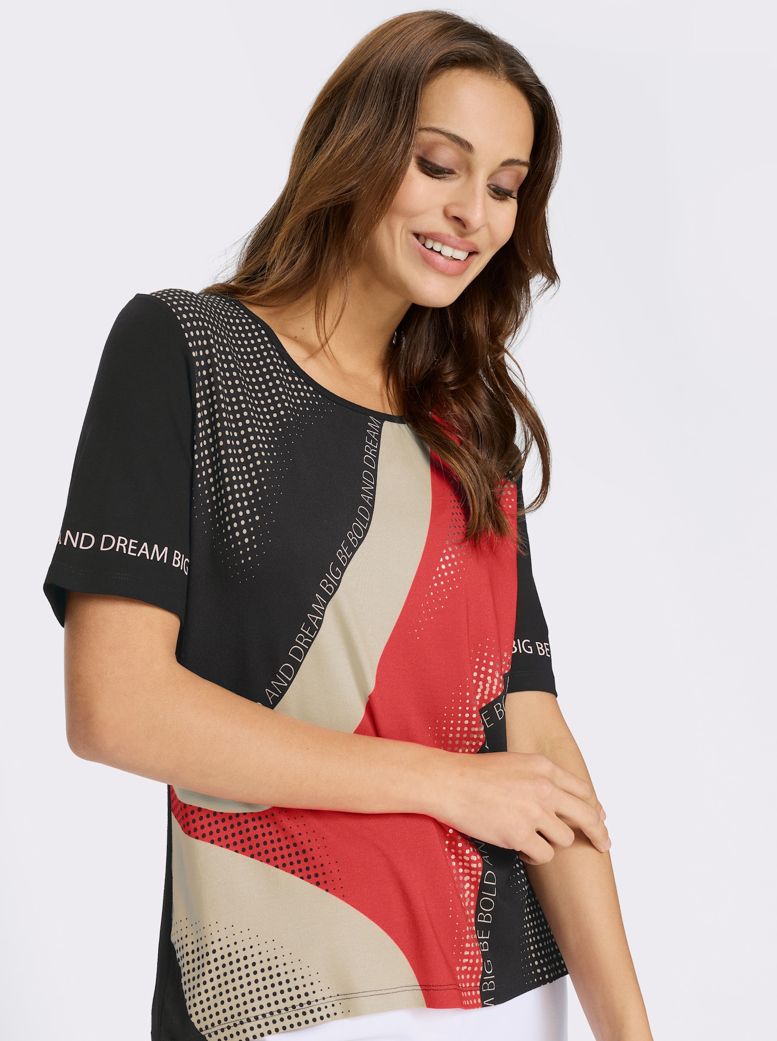 Kurzarmshirt mit einfarbigem Rückenteil - erdbeere-schwarz-bedruckt