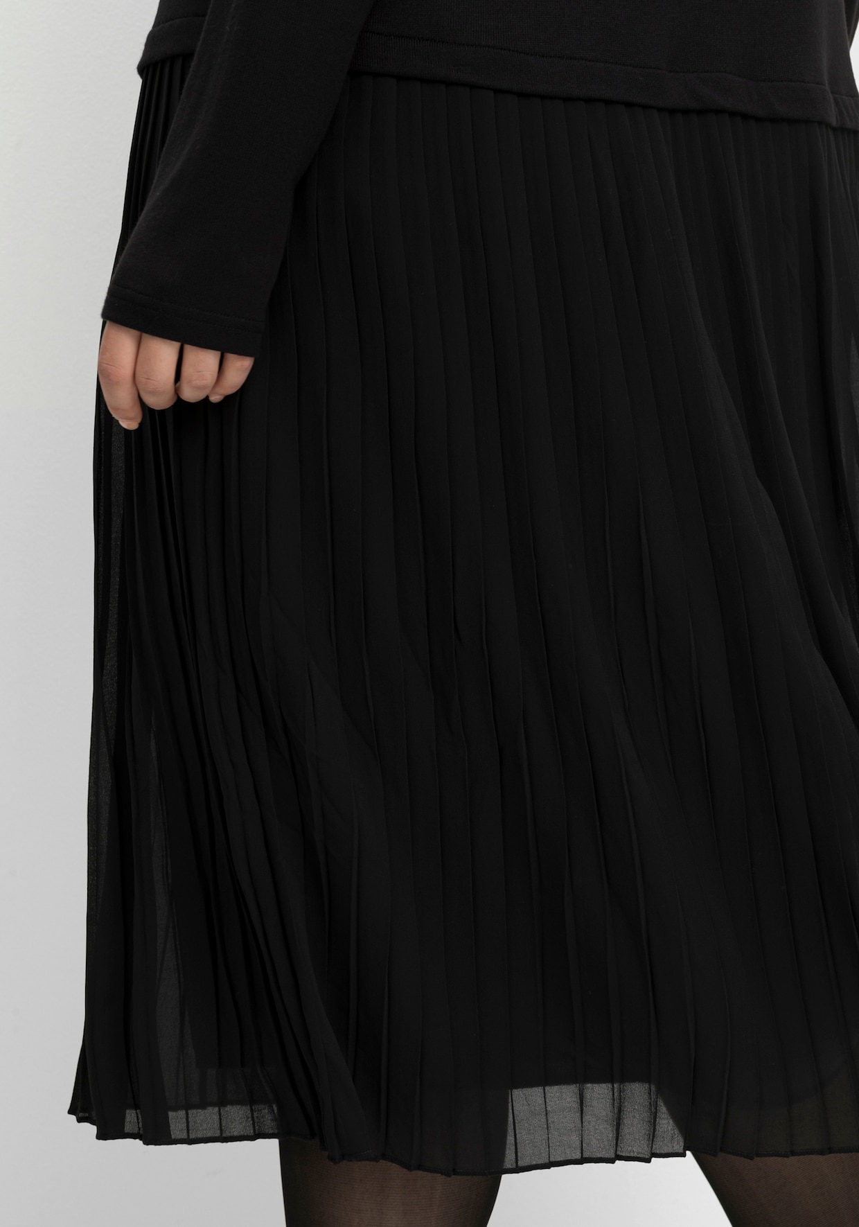 sheego Strickkleid - schwarz
