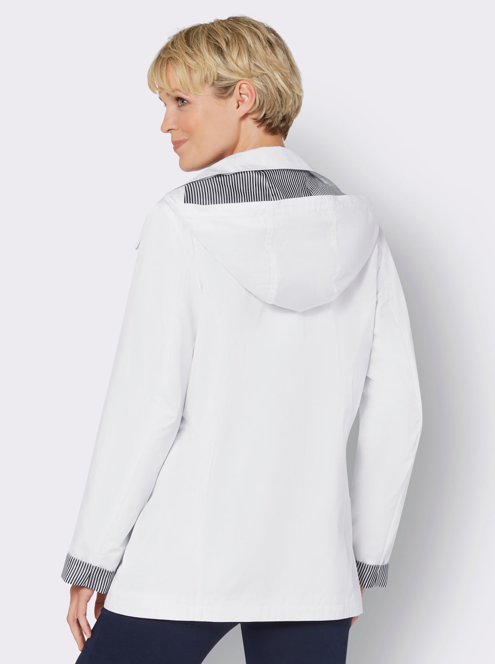 Jacke mit fixiertem Ärmel-Aufschlag - weiss