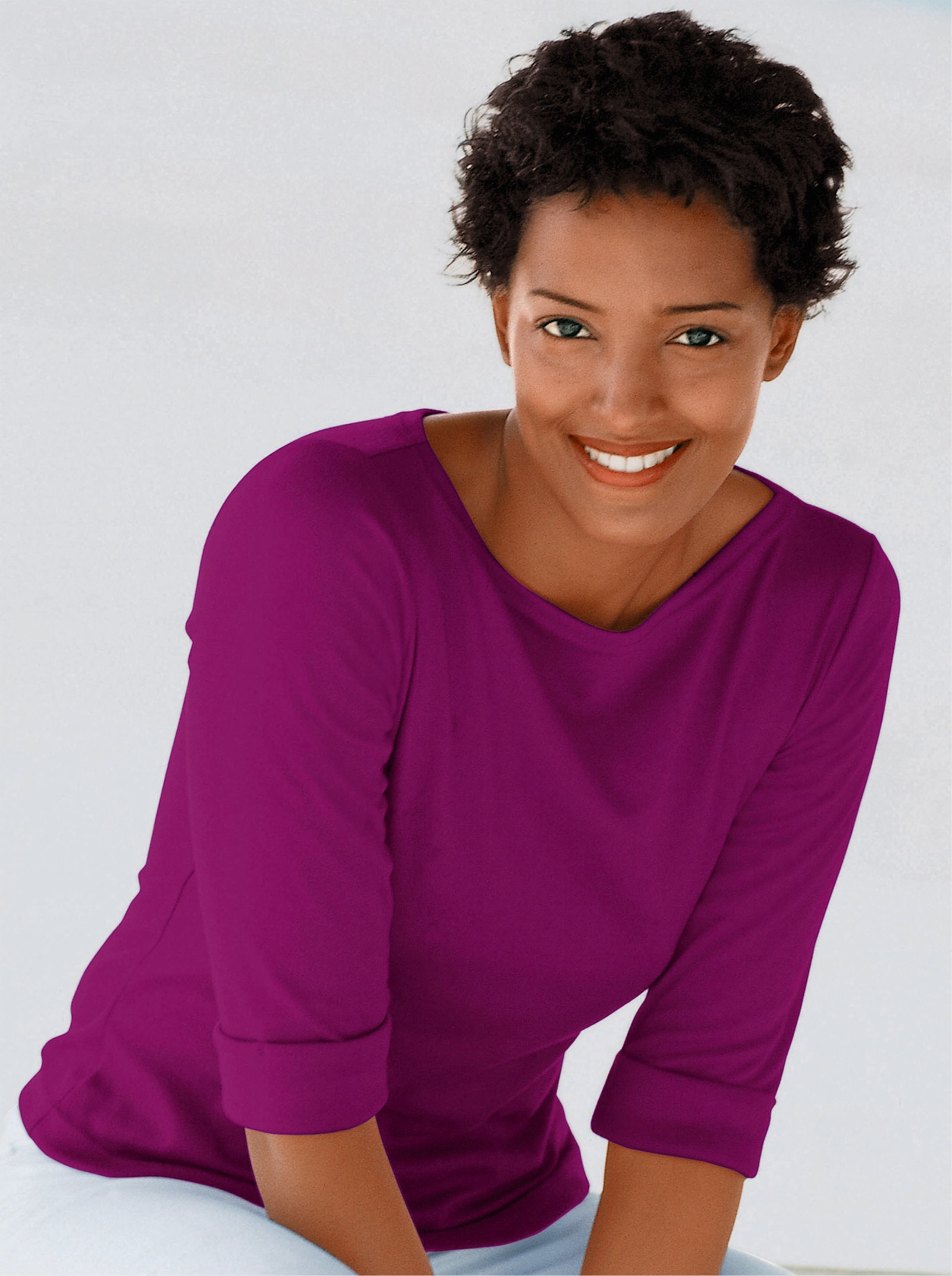 Rundhalsshirt mit 3/4-langen Ärmeln - brombeer