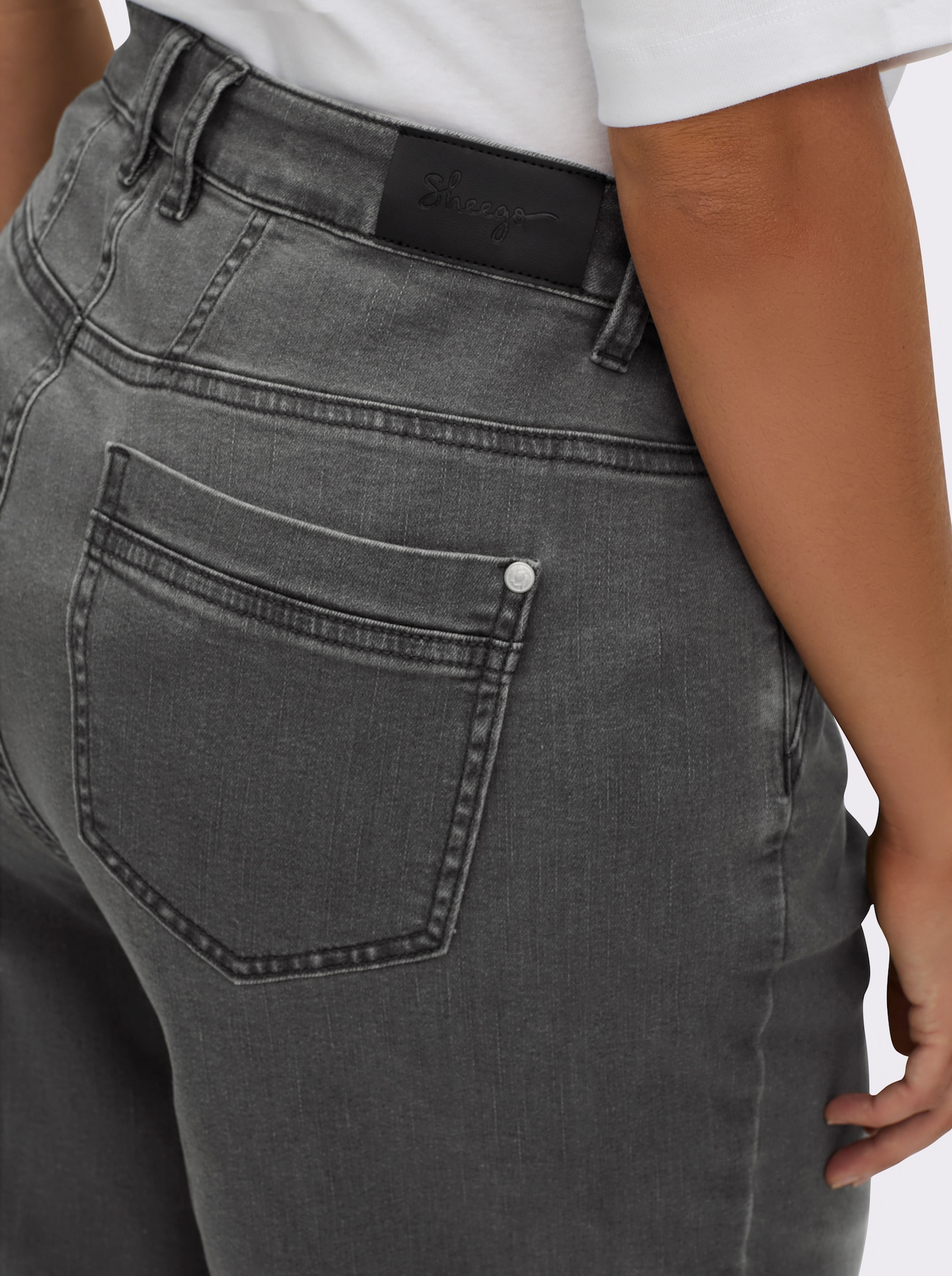 sheego Jeans mit weitem Bein und Knopflochgummi - stone-grey-denim