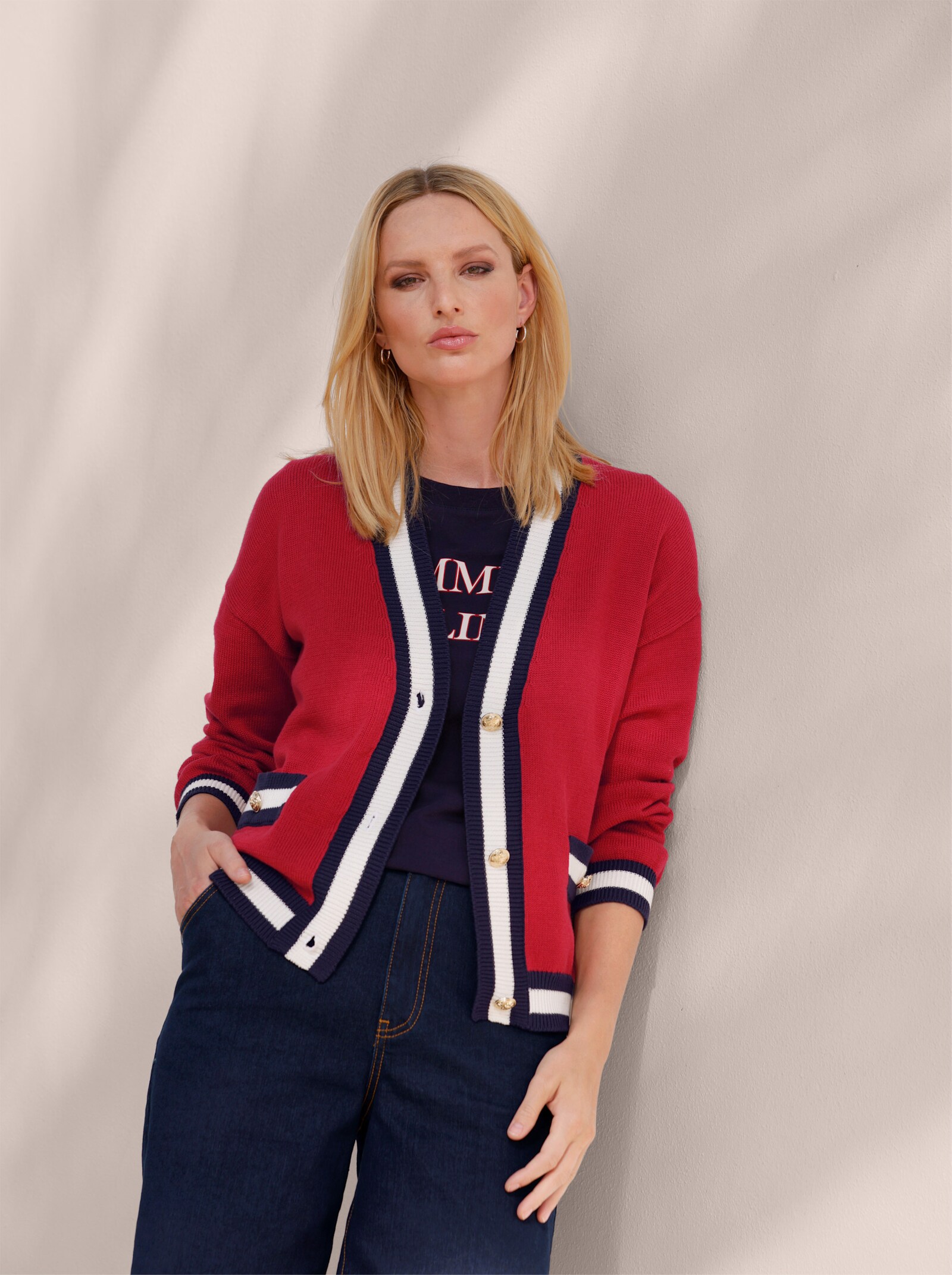 heine Strickjacke mit Color-Blocking - rot-marine-gemustert