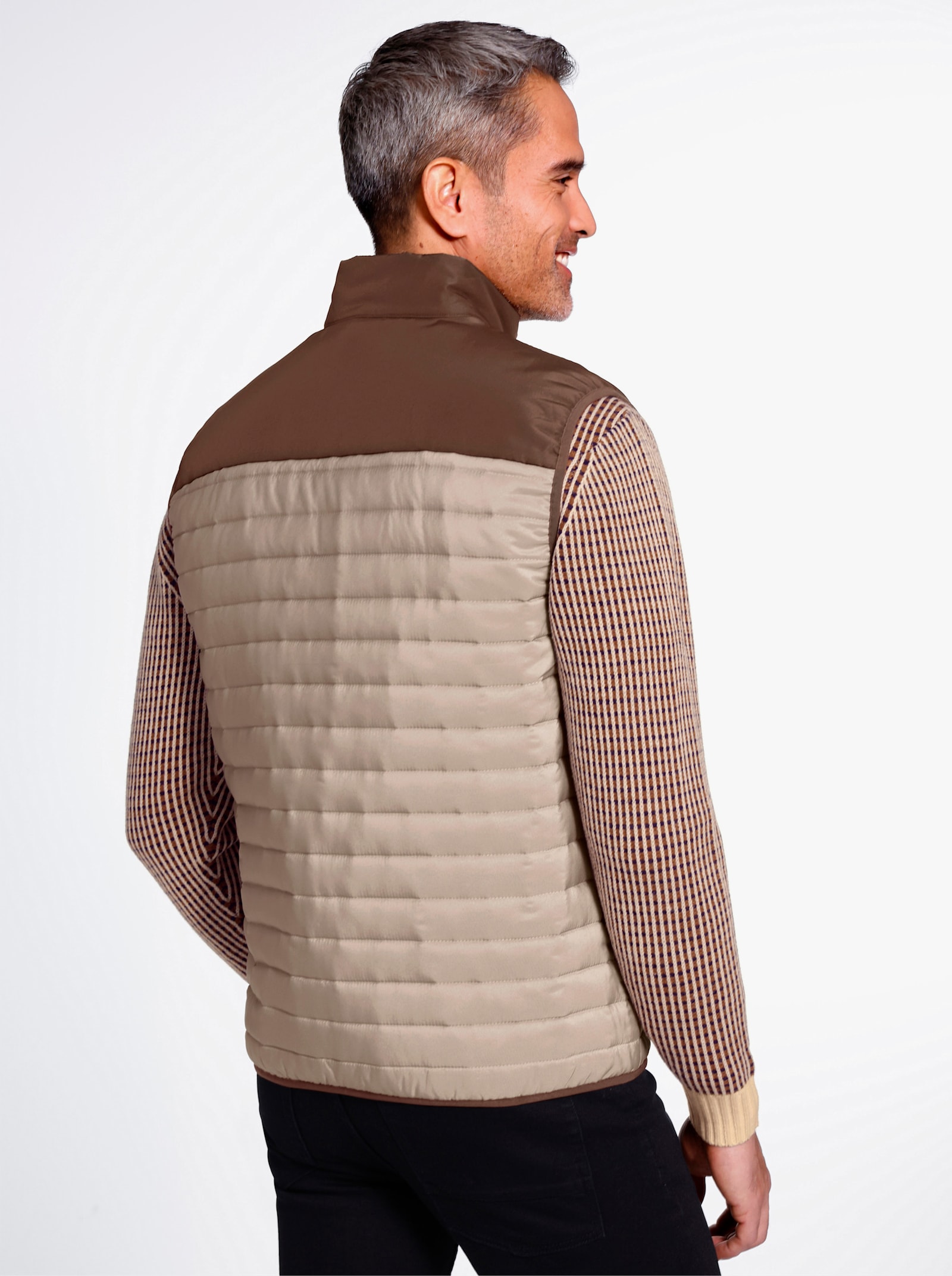 Bodywarmer met contrasten - chocolade/sesam