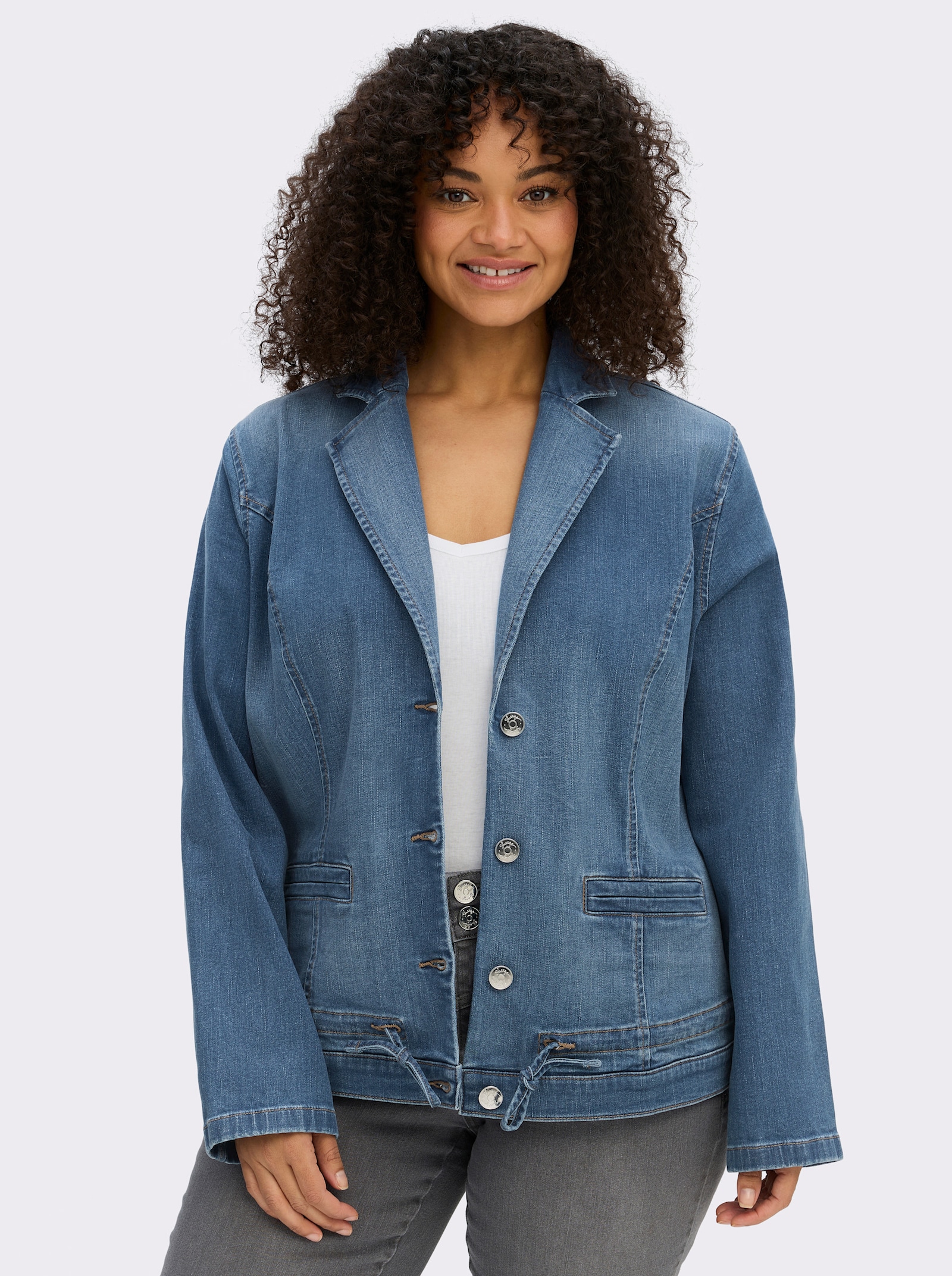 sheego Jeansblazer mit Kordelzug am Saum - blue-bleached