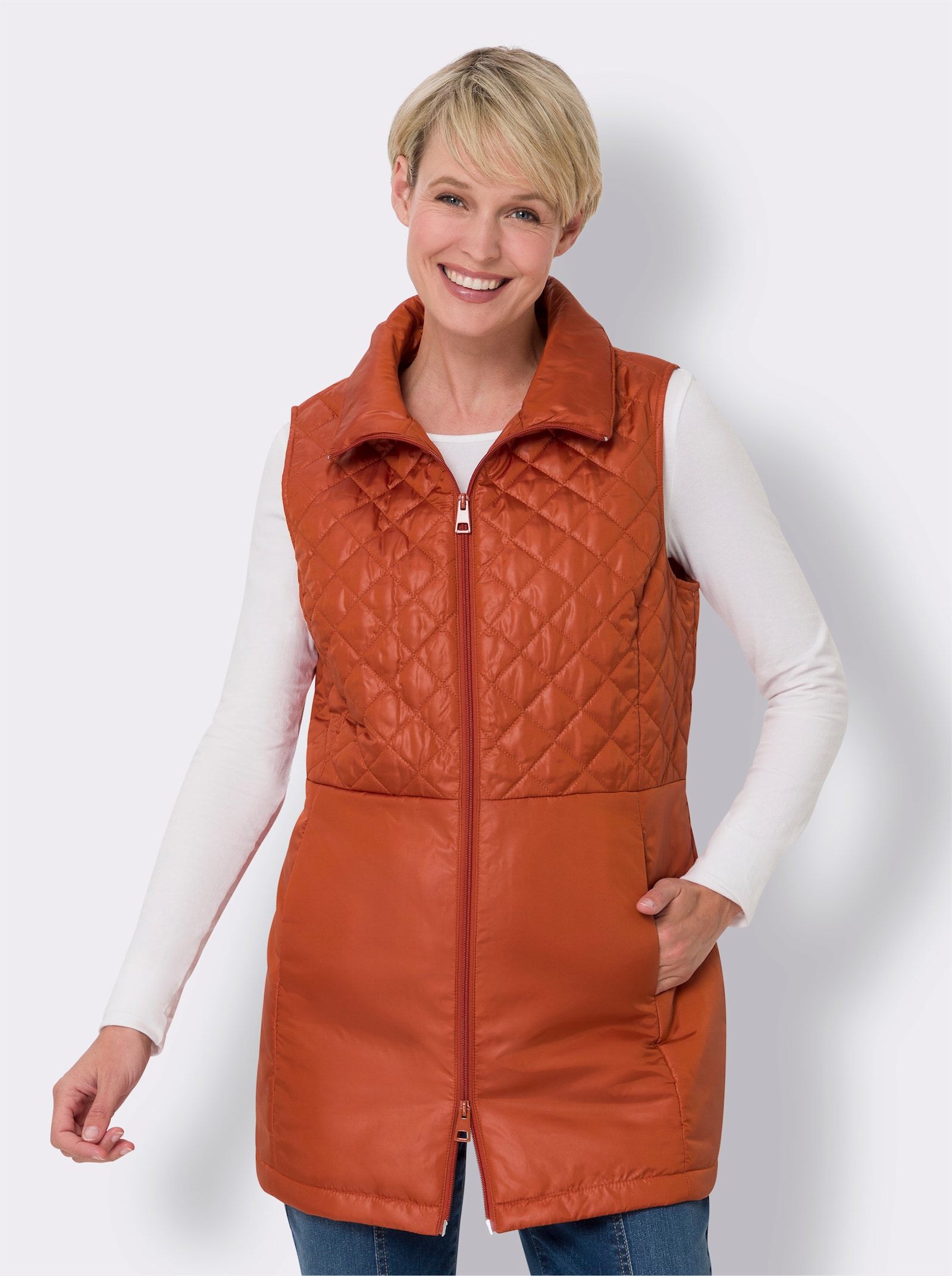 Lange bodywarmer met ruitstiksels - roestrood
