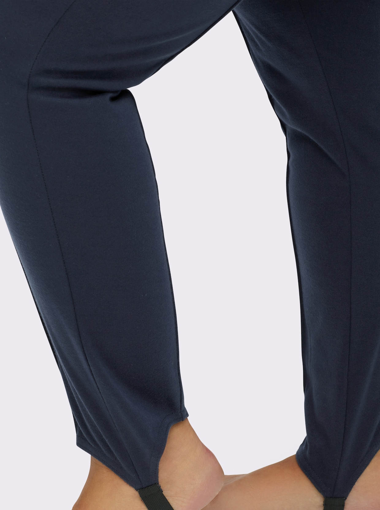 Bügelfaltenhose mit Steg - marine