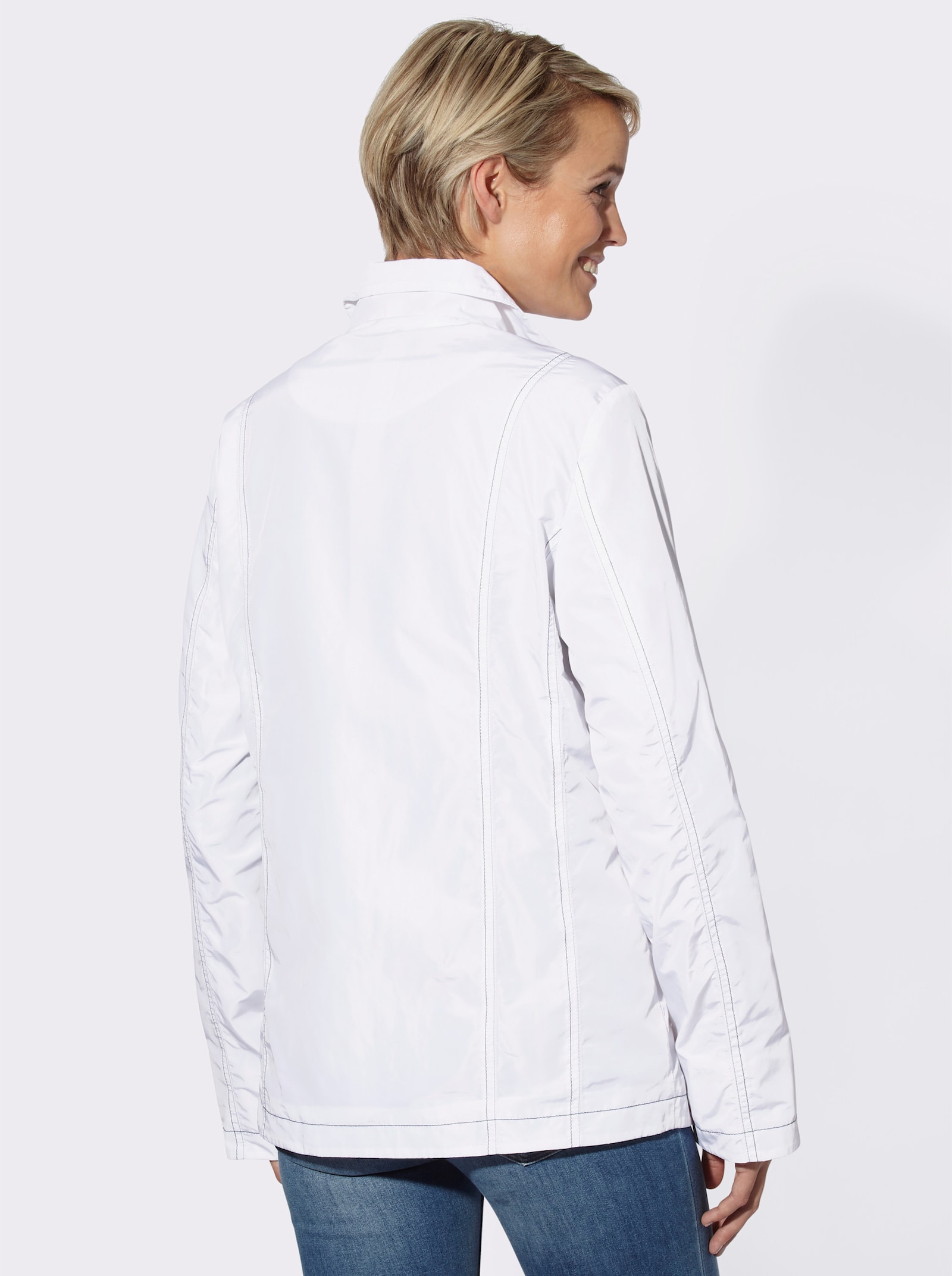Übergangsjacke mit kontrastfarbigen Ziernähten - weiss