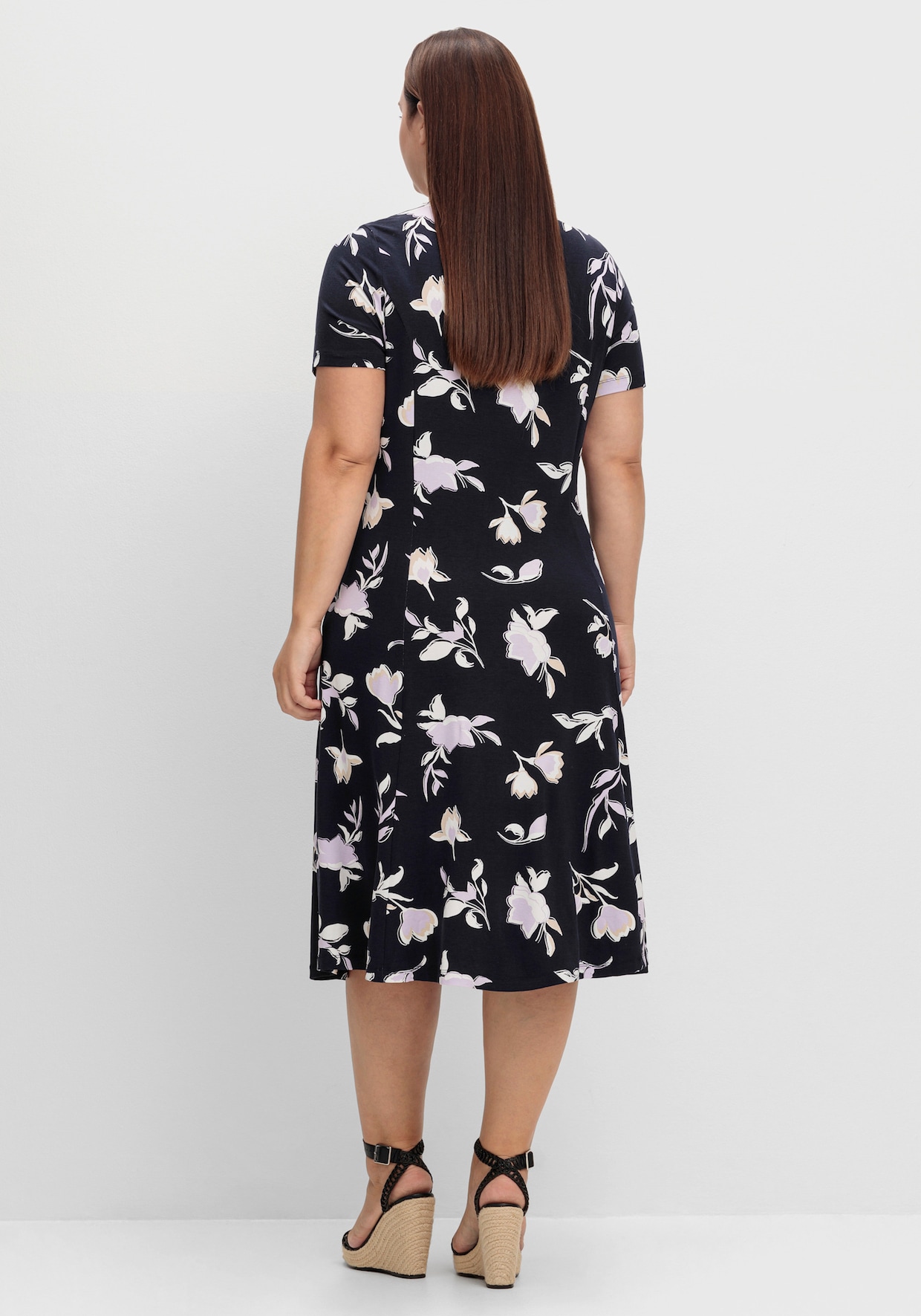 Jerseykleid in A-Form - marine-flieder-bedruckt