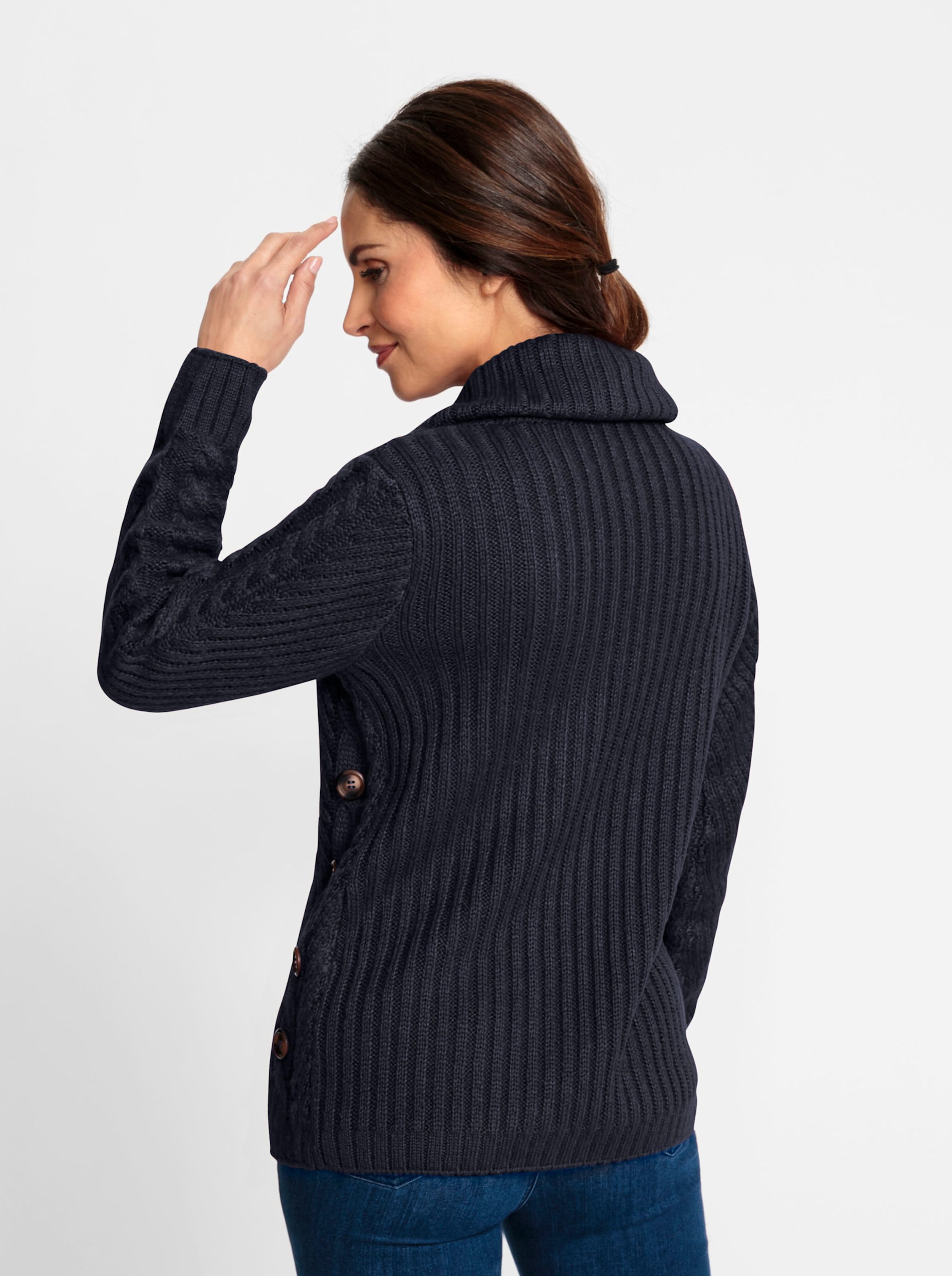 Einfach das günstig Kaufen-Pullover in marine von heine. Pullover in marine von heine <![CDATA[Diesen Pullover muss man einfach lieben, denn er vereint das tolle Zopfmuster im Vorderteil und an den Ärmeln mit flauschig weicher Kuschel-Qualität. Modische Details sind der weite, ge