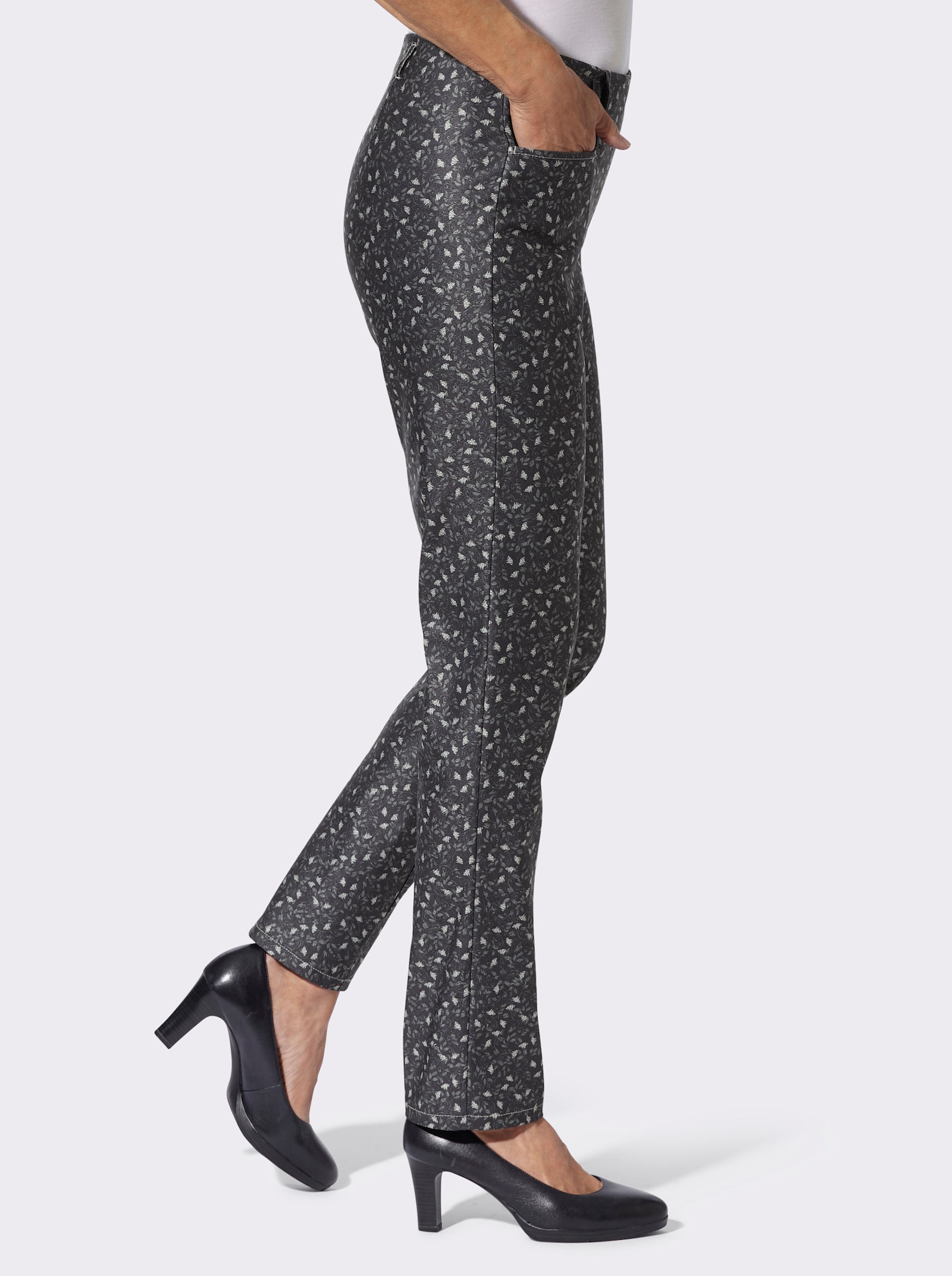 Cosma Schlupfhose mit Blüten- und Blätterdruck - schwarz-bedruckt