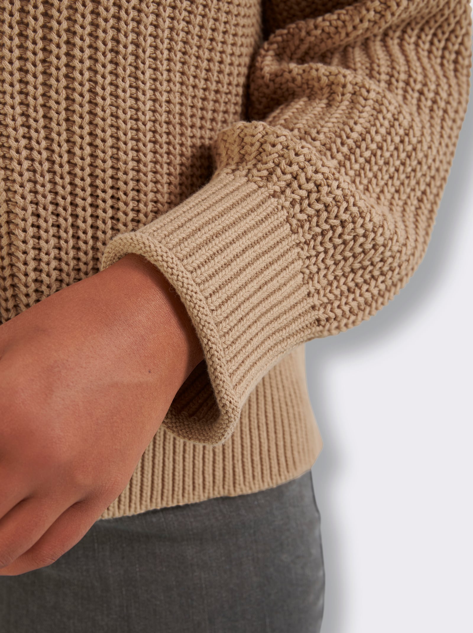 Strickjacke in Grobstrick-Muster - camel