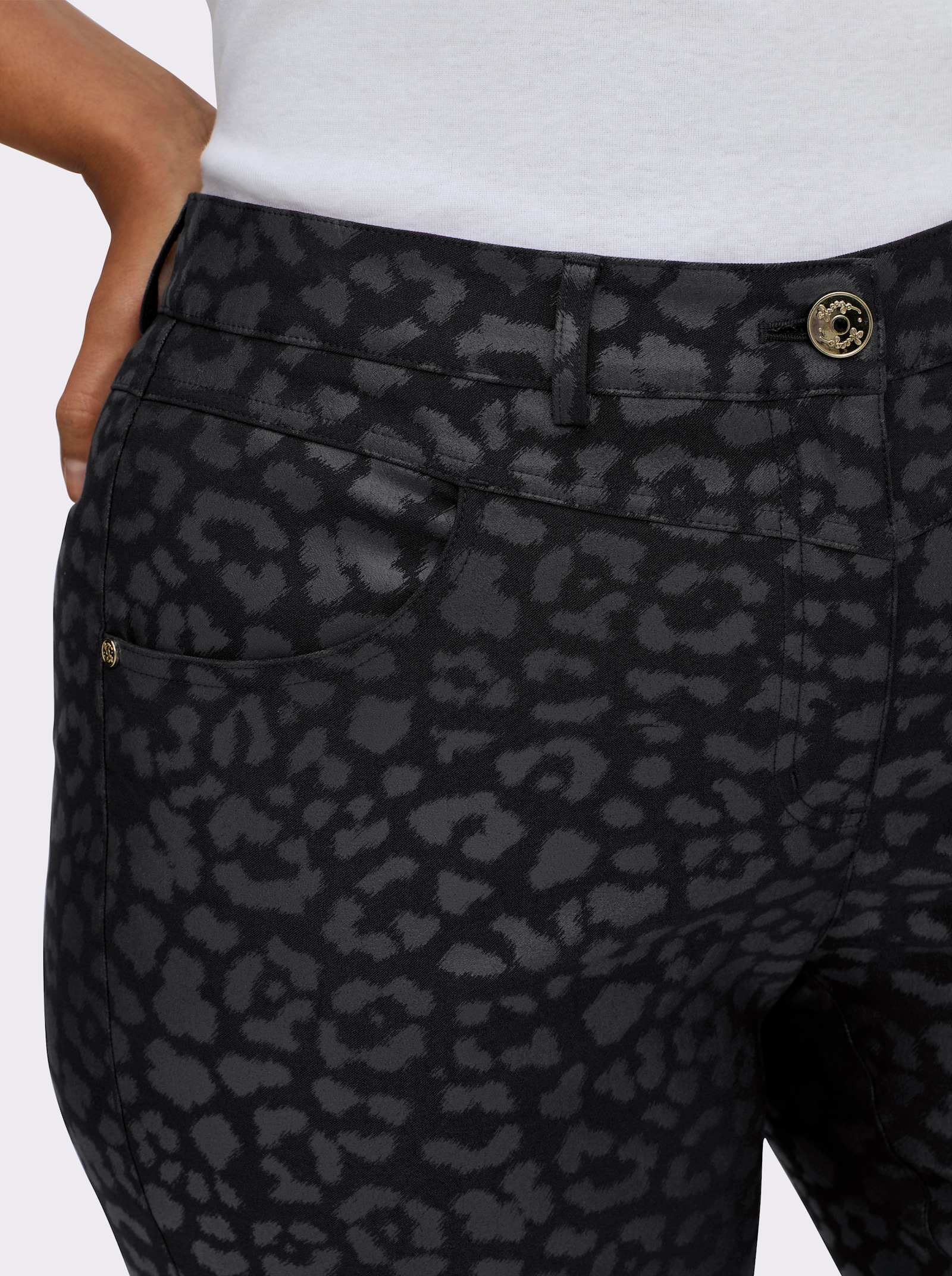 sheego Bengalinhose mit beschichtetem Leo-Print - schwarz-bedruckt