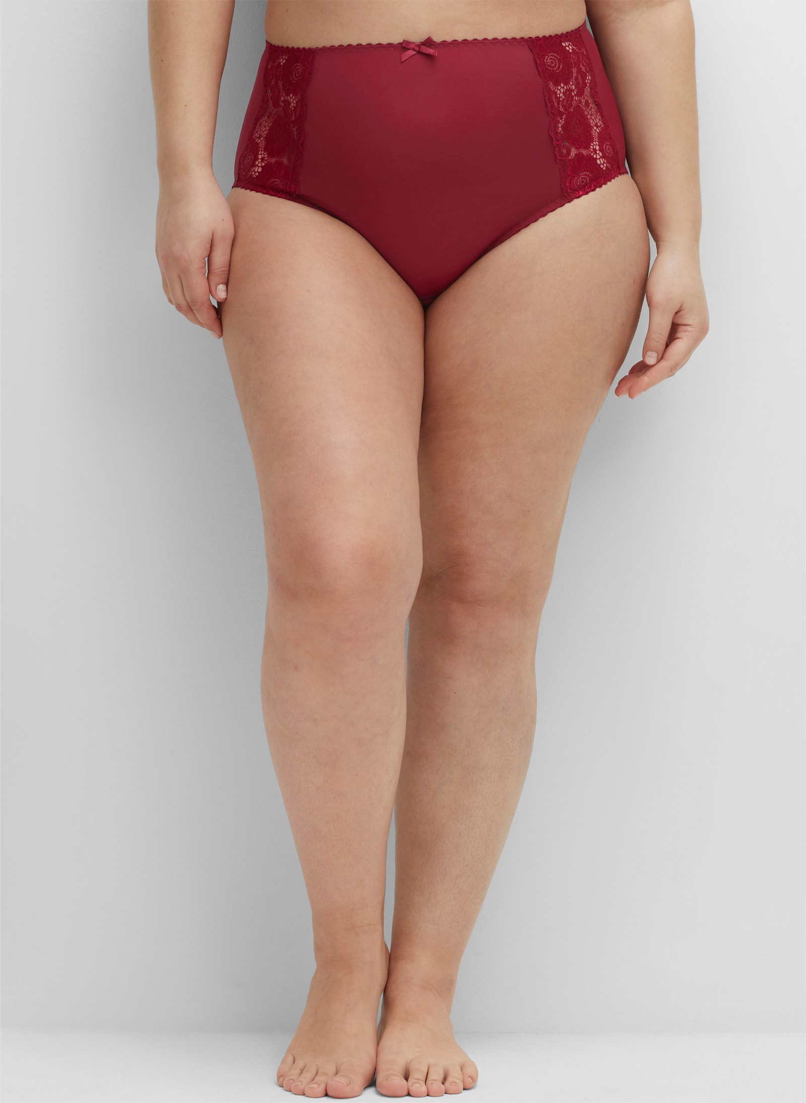 sheego Taillenslip mit transparenter Spitze - burgund