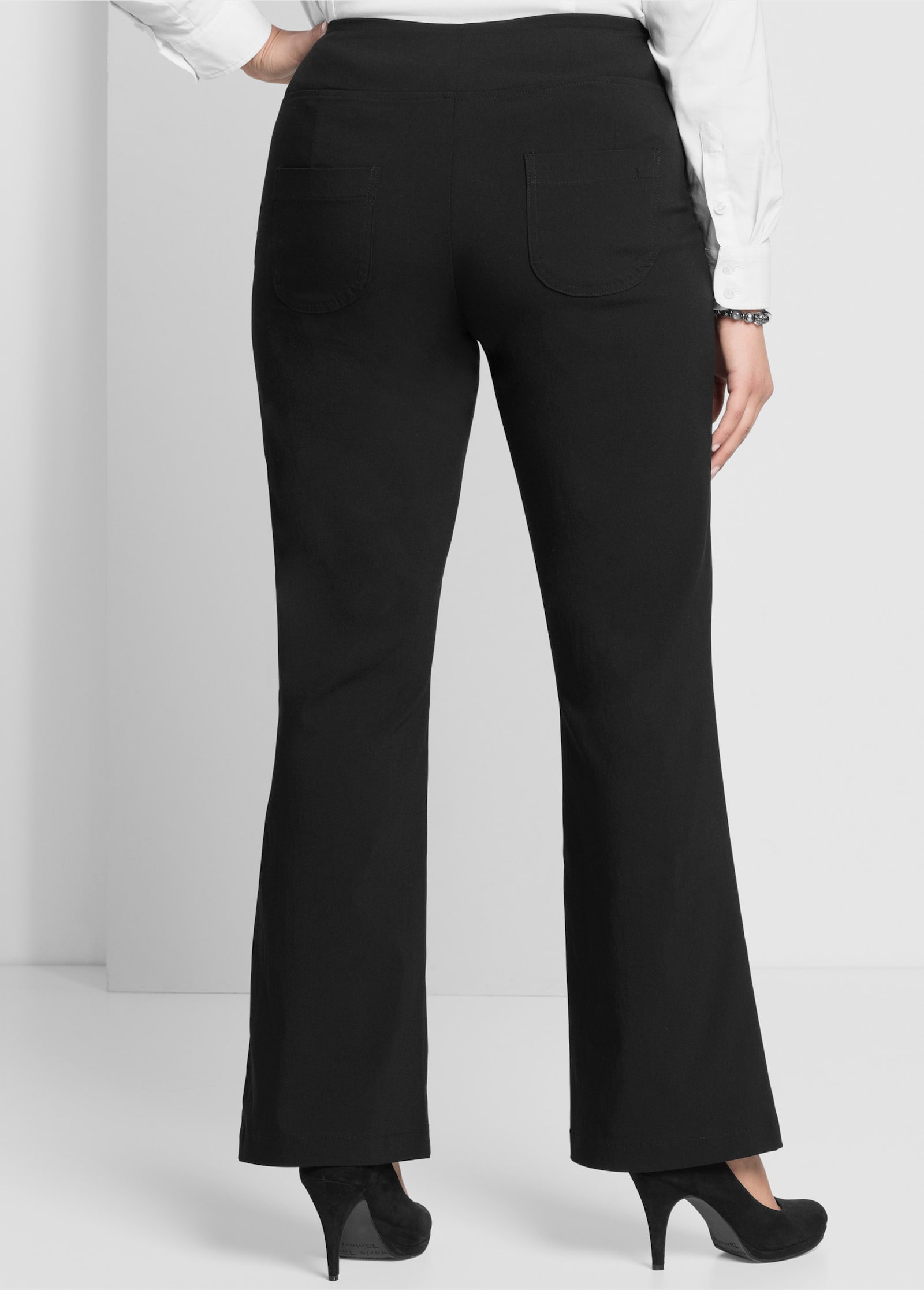 sheego Bootcuthose mit Shaping-Effekt - schwarz