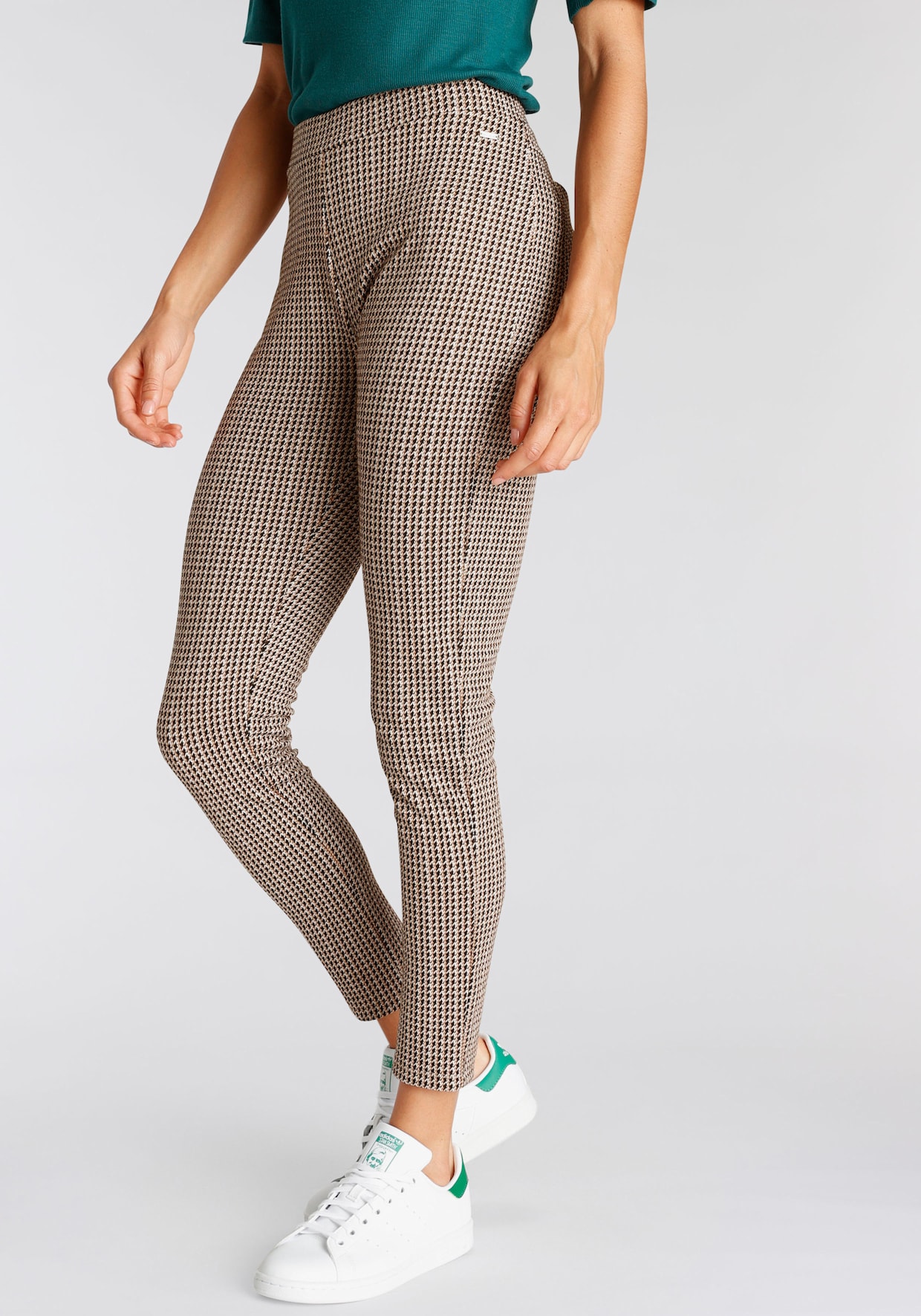 LASCANA Legging - zwart/beige/wit gedessineerd