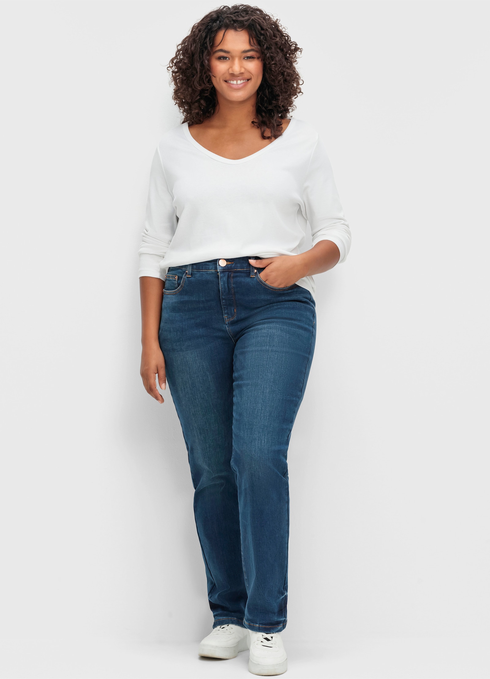 sheego Gerade Jeans mit Bodyforming-Effekt - dark blue denim